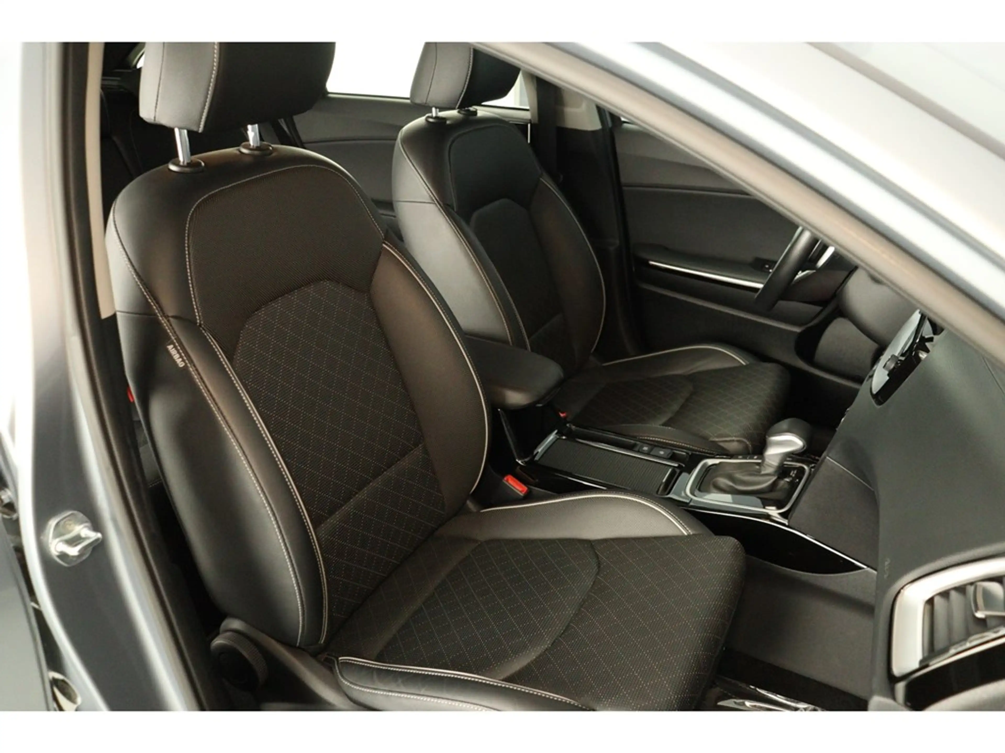 Kia Ceed SW / cee'd SW 1.6GDi PHEV 141pk DCT — photo 11