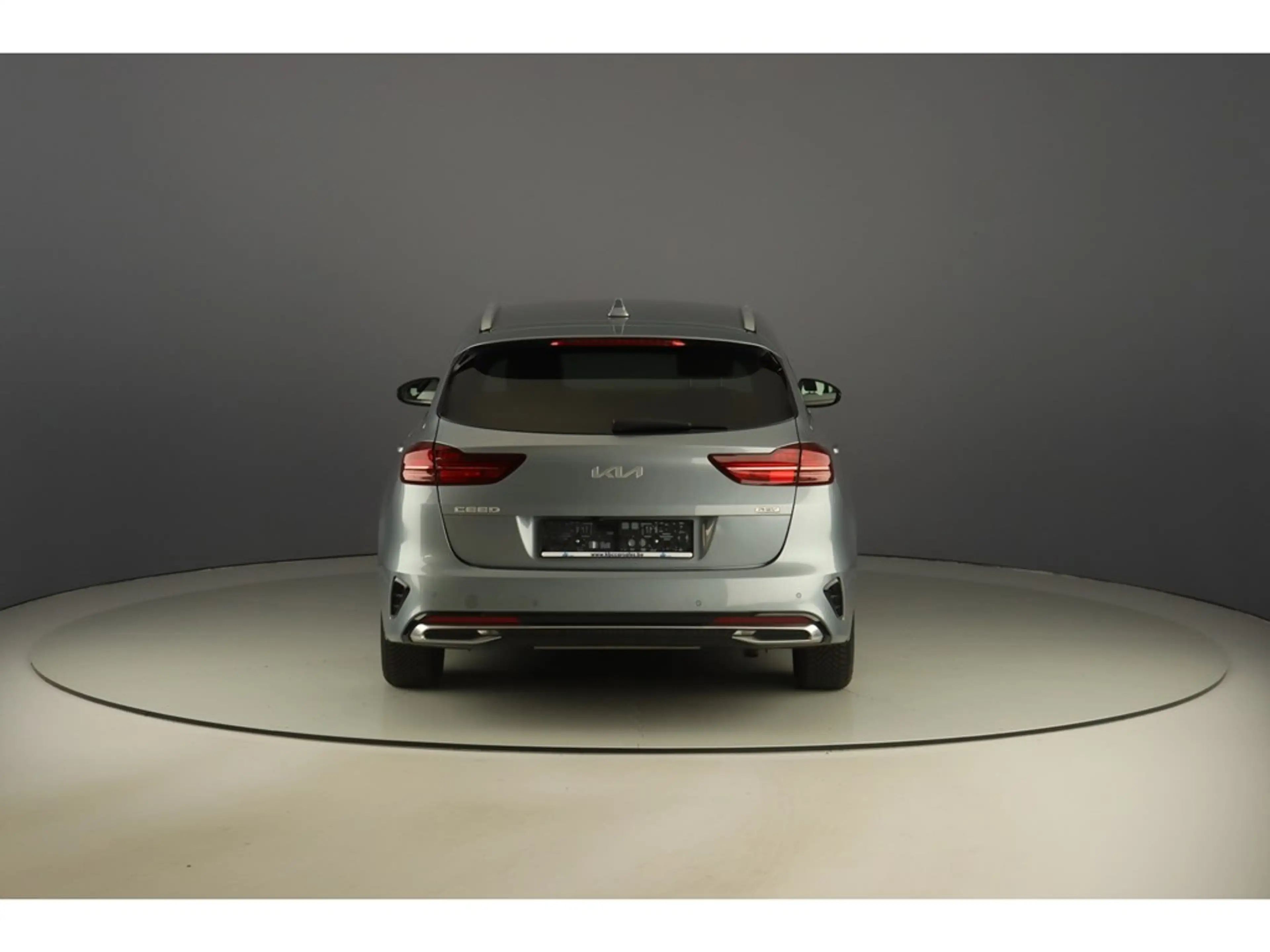 Kia Ceed SW / cee'd SW 1.6GDi PHEV 141pk DCT — photo 4