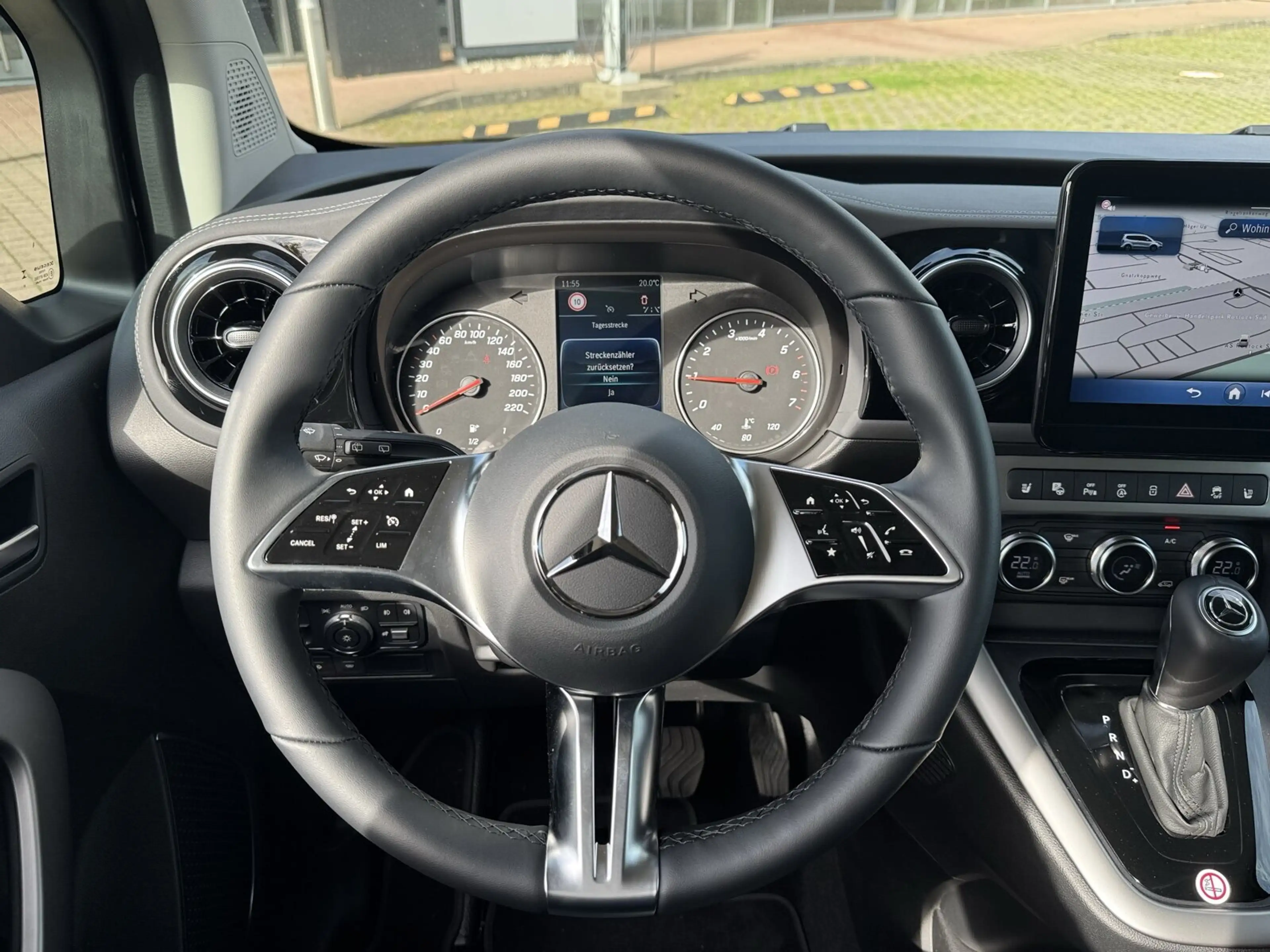 Mercedes-Benz T-Class T180 Edition Progressive Navi Klima Frontscheibe heizb Autom LED — photo 13
