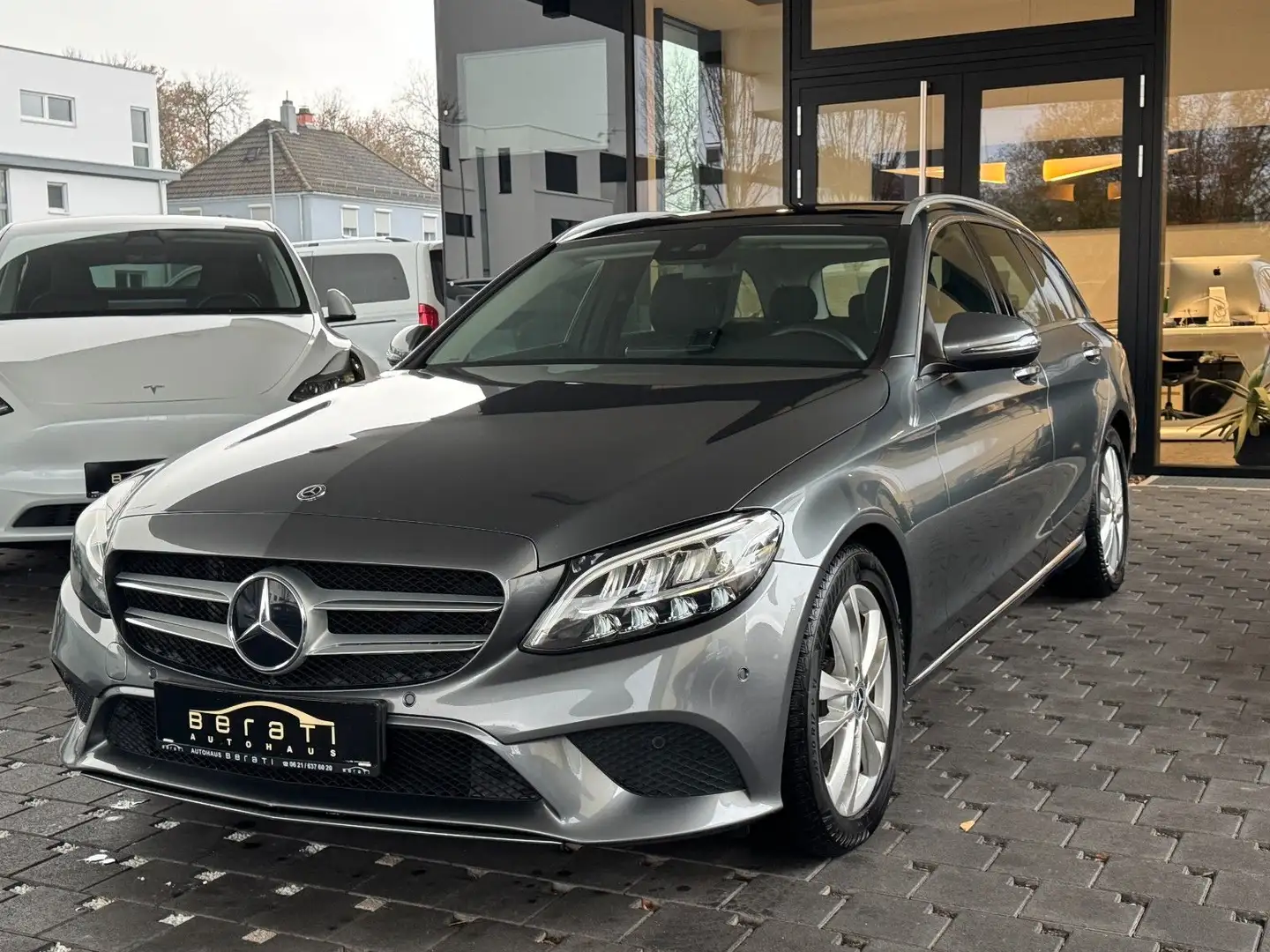 Mercedes-Benz C 220 d T Avantgarde|9G|PANO|LED|COMAND|ParkPilot Gris - 2