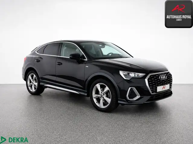 Audi Q3 view 7