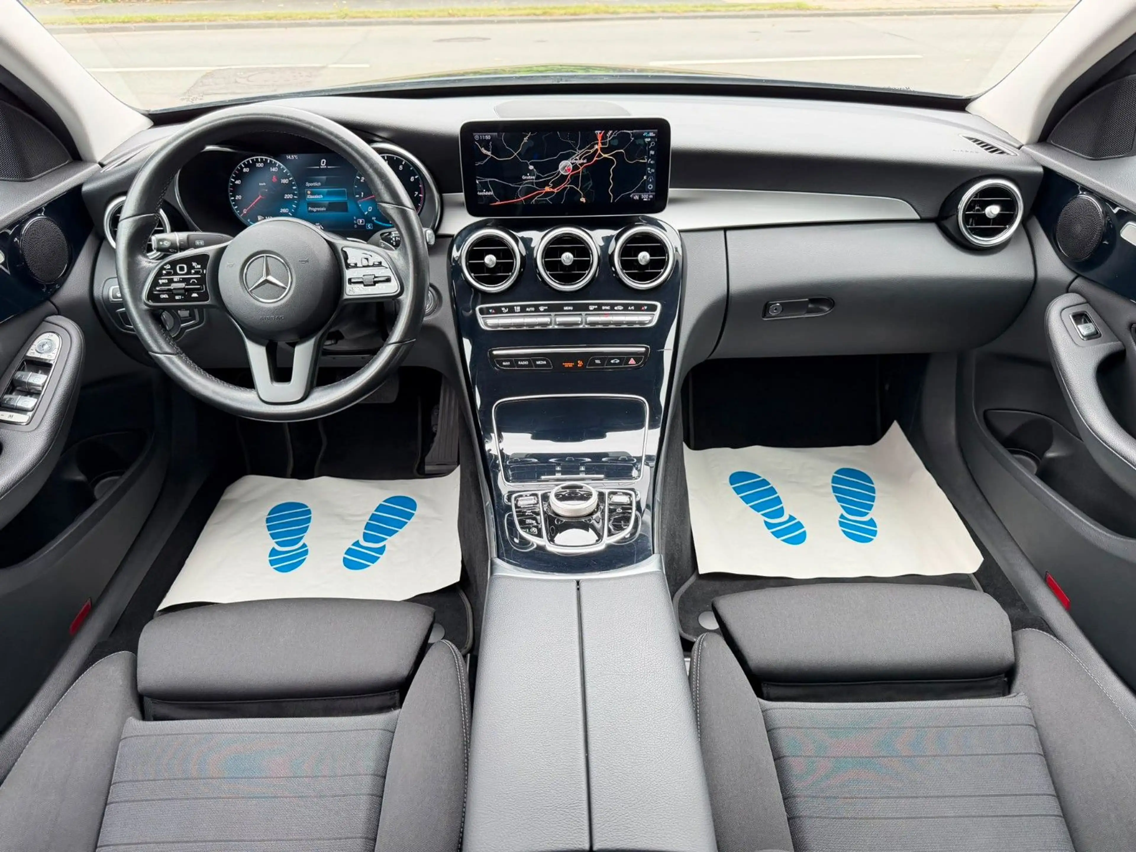 Mercedes-Benz C 180 Avandgarde Kamera-Virtual-Spur-Totwin.-LED — photo 7