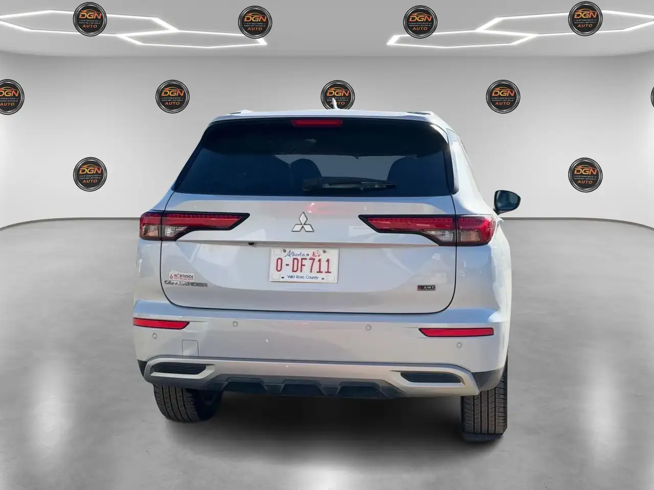 Mitsubishi Outlander снимка Mitsubishi Outlander