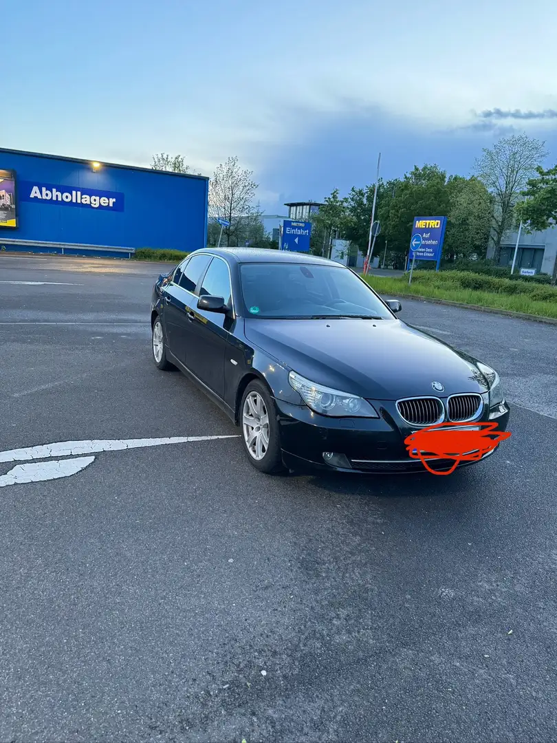 BMW 525 525d Aut. Schwarz - 1