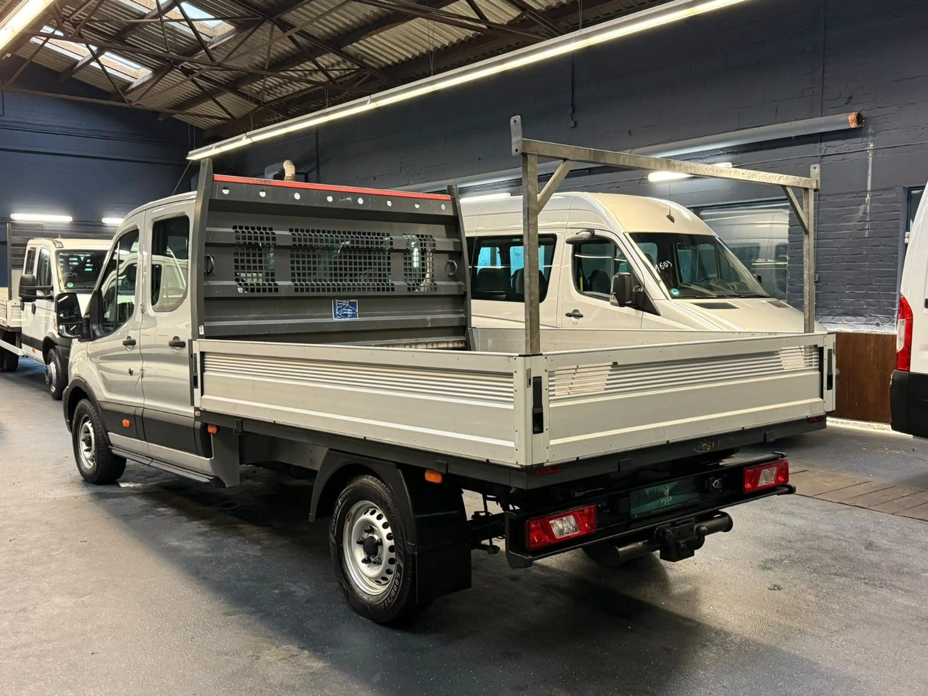 Ford Transit 350 Doppelkabine Pritsche L3 1.Hand AHK — photo 6