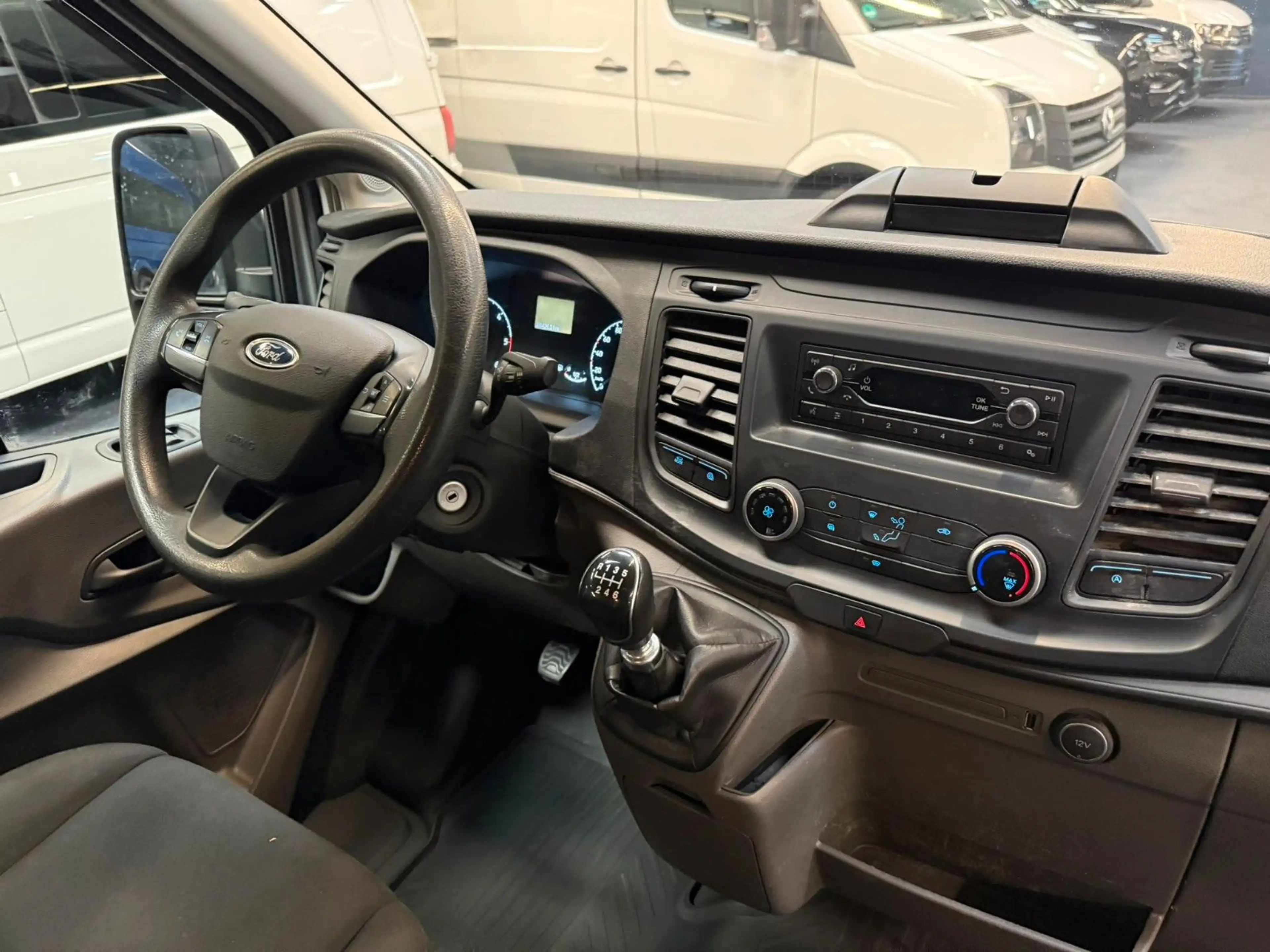 Ford Transit 350 Doppelkabine Pritsche L3 1.Hand AHK — photo 14
