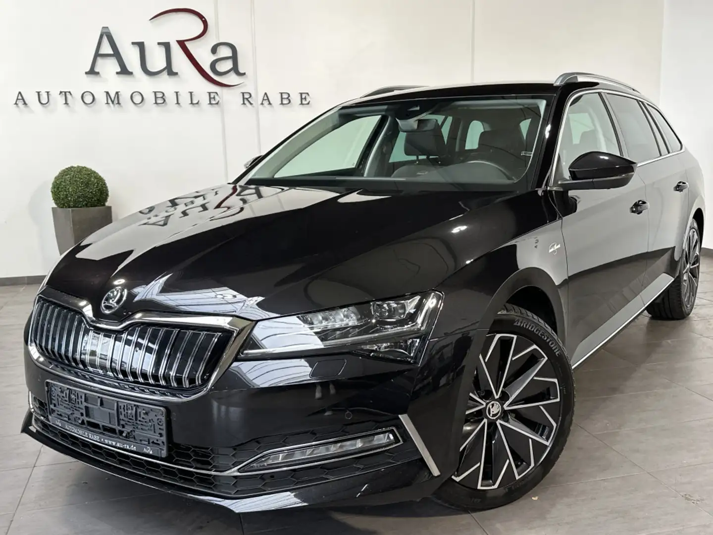 Skoda Superb Combi 1.4 TSI DSG L&K iV NAV+LED+360°+VC Schwarz - 2