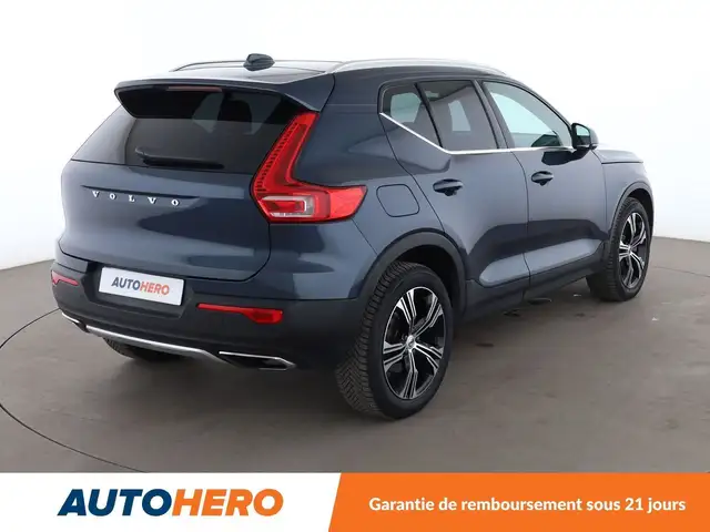 Volvo XC40 view 6