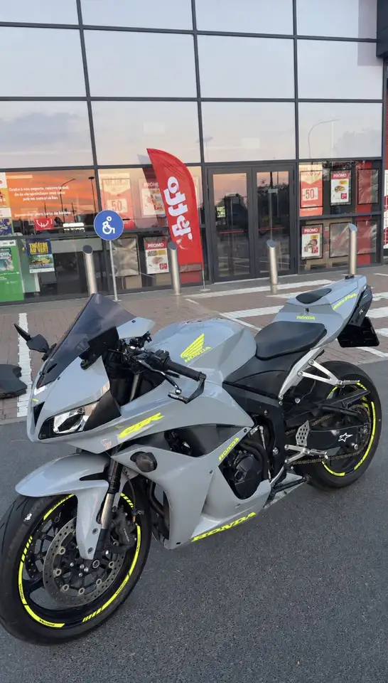 Honda CBR 600