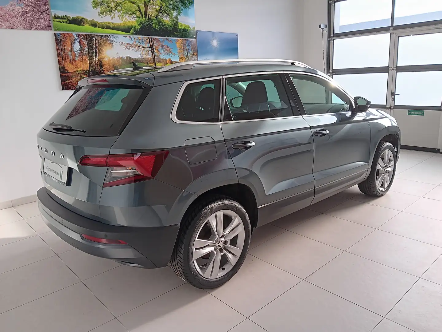 Skoda Karoq Style Grau - 2