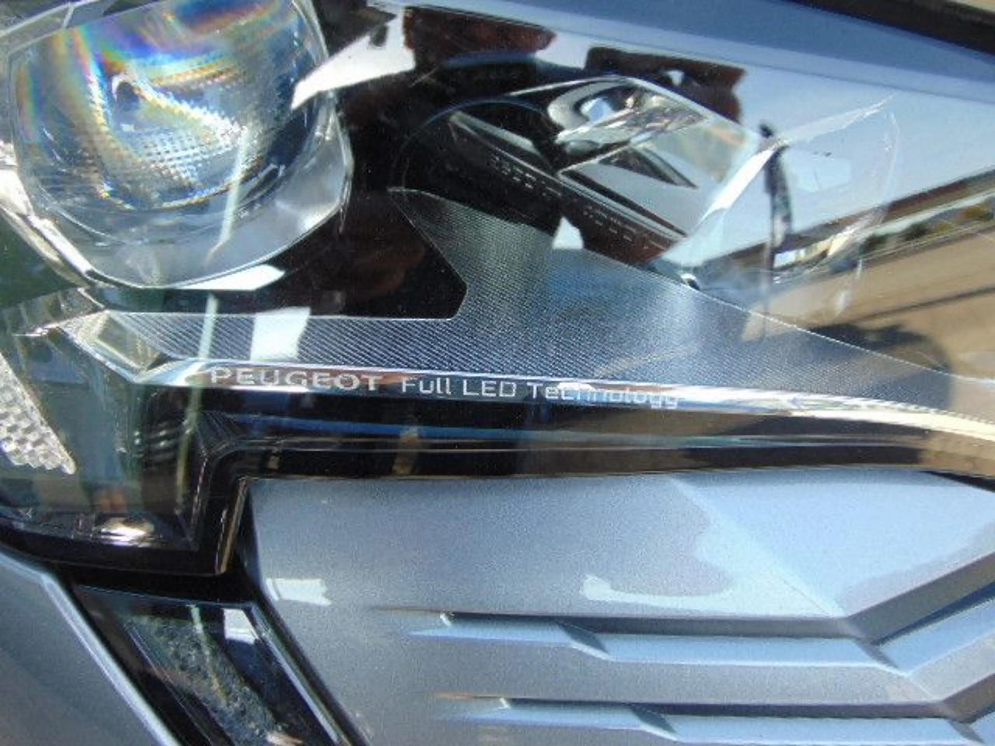 Peugeot 3008 GT — photo 14