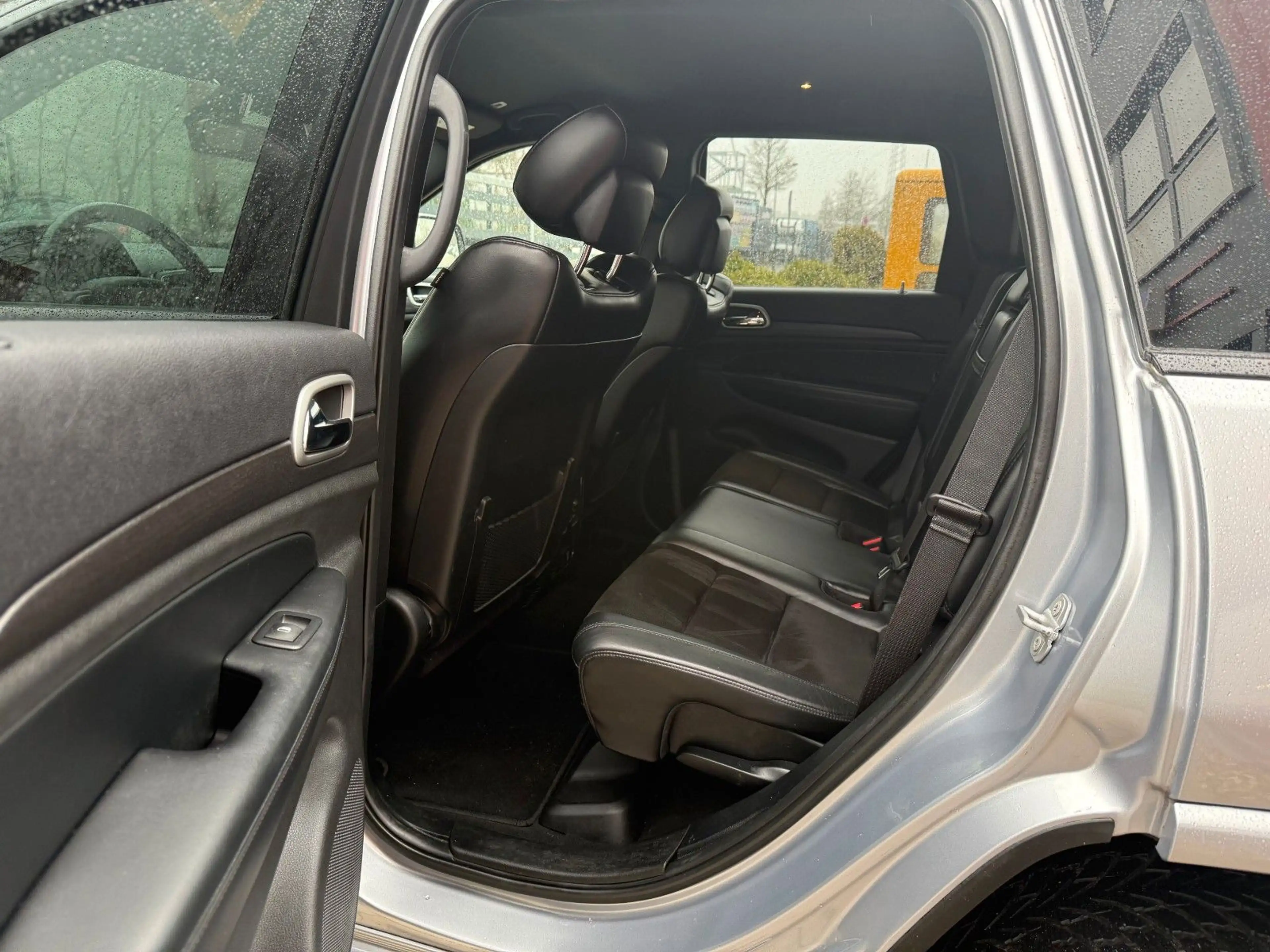 Jeep Grand Cherokee 3.6 L 4x4 Xenon 20 zoll — photo 9