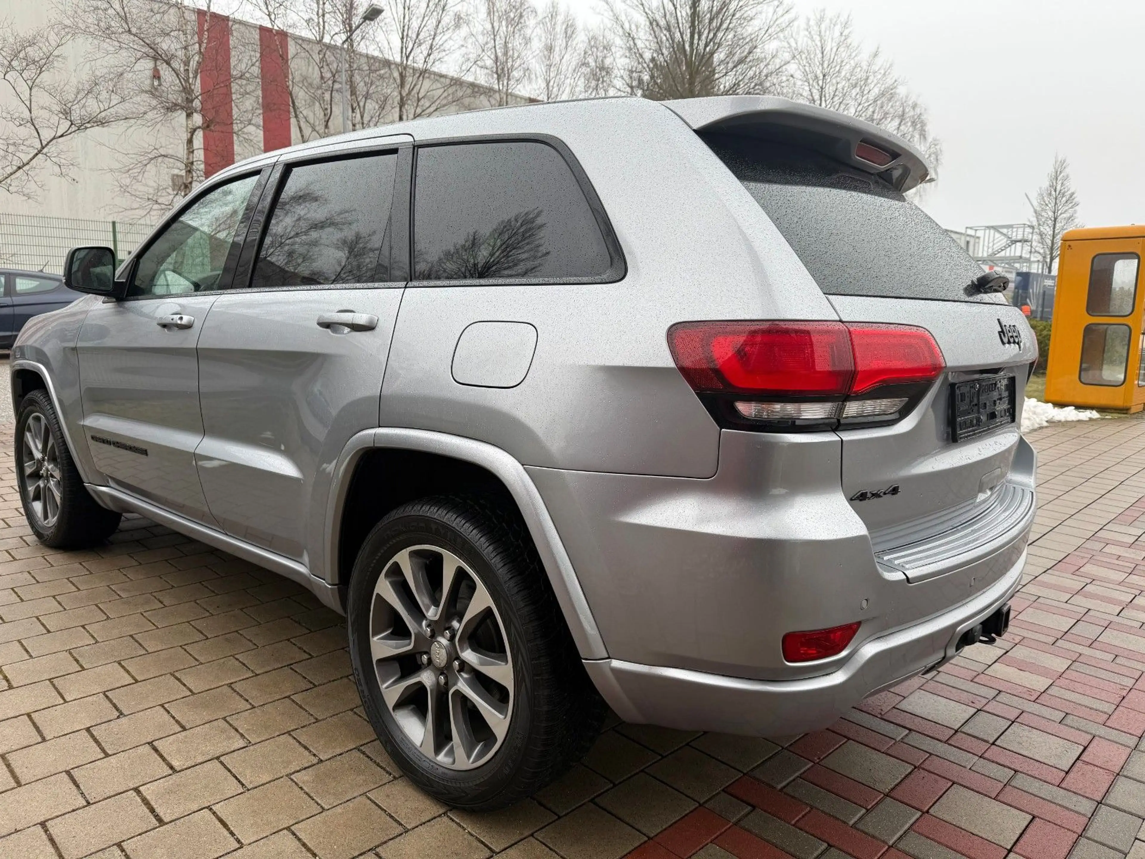 Jeep Grand Cherokee 3.6 L 4x4 Xenon 20 zoll — photo 13