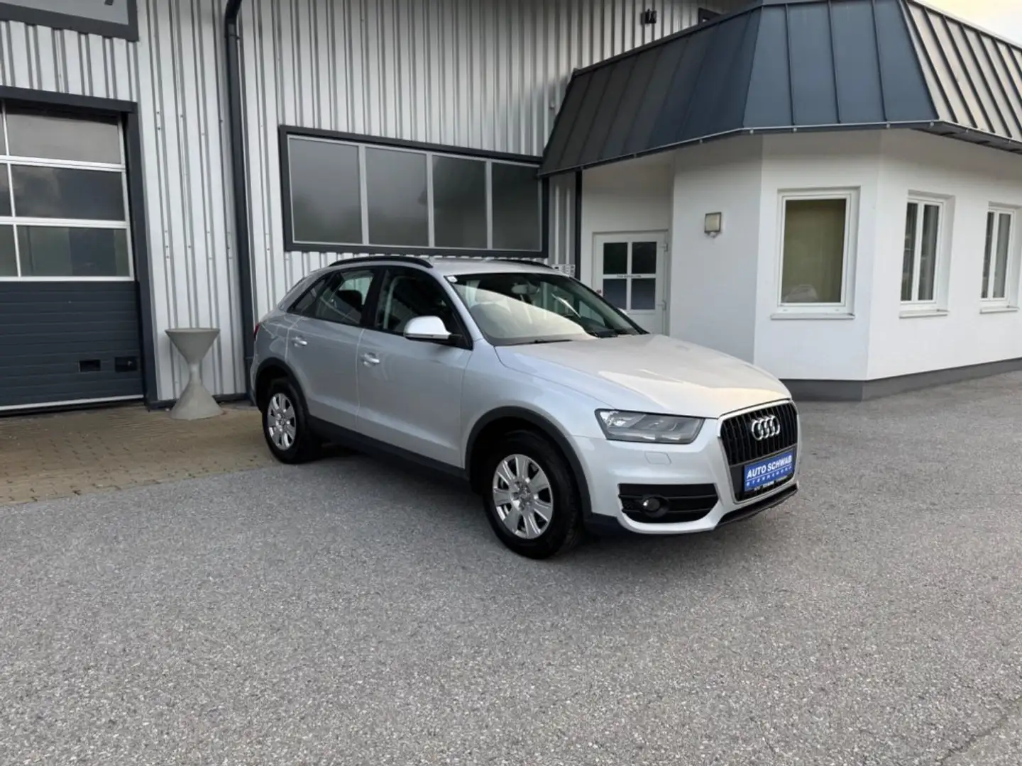 Audi Q3 2.0 TDI *ZAHNRIEMEN NEU* Silber - 1