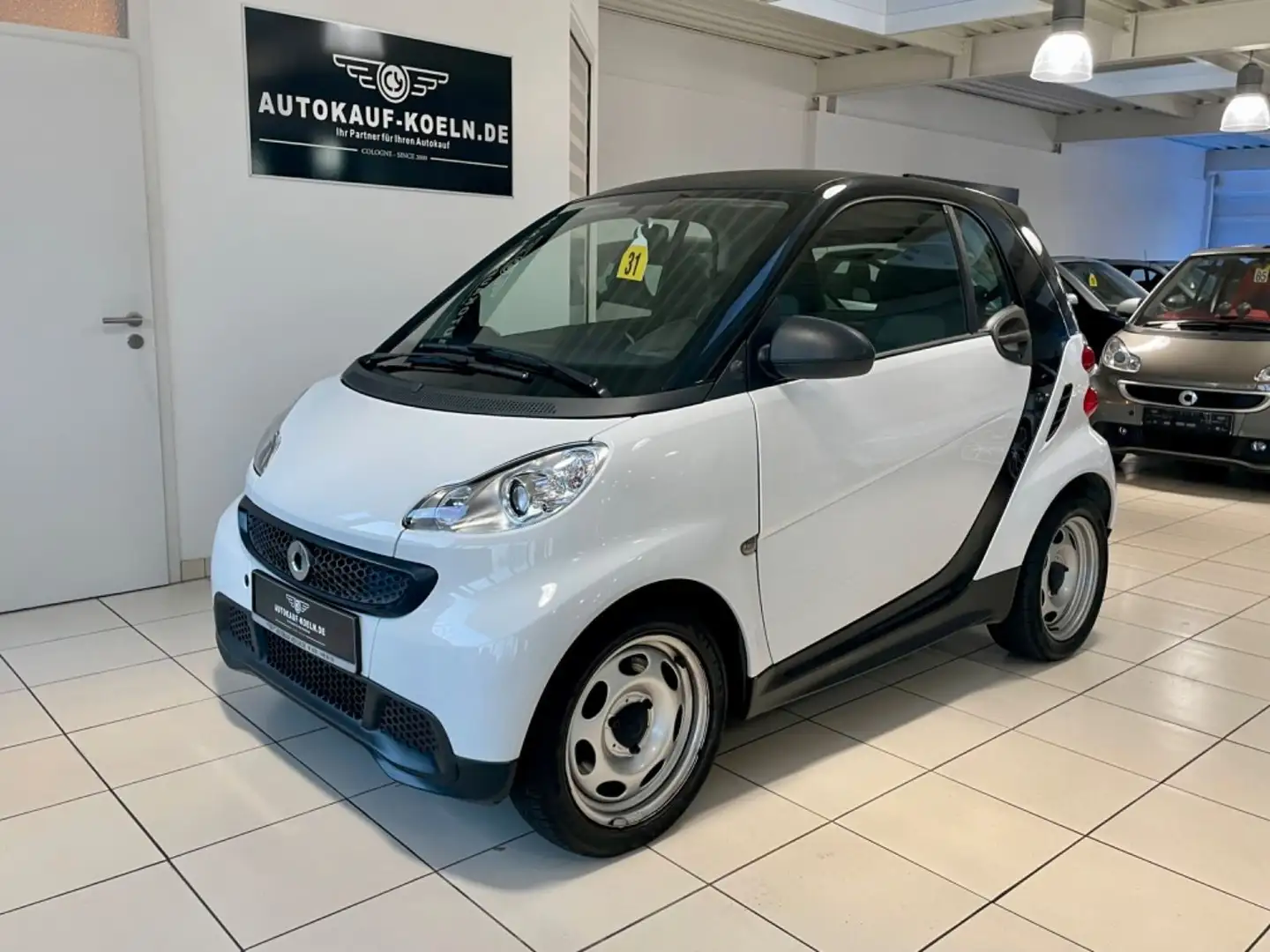 smart forTwo coupe pure/1.J Garantie/1.Hand Schwarz - 1