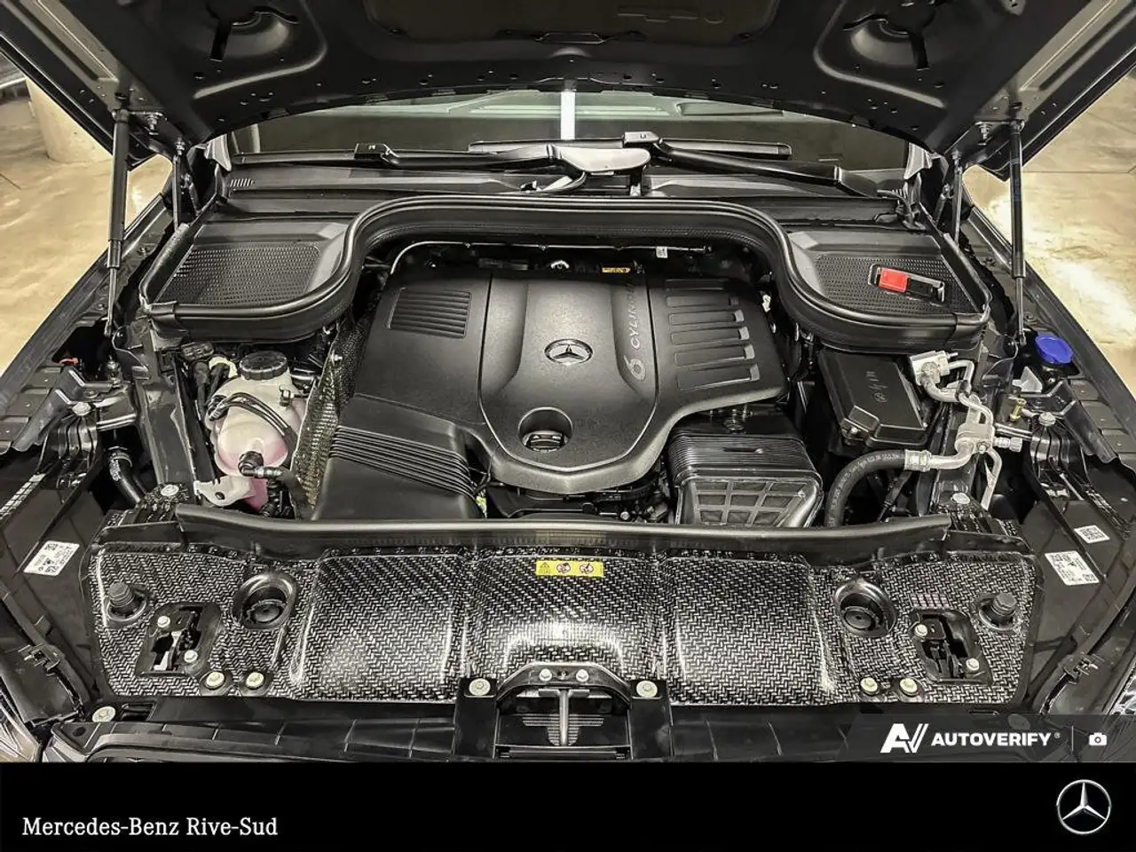 Mercedes-Benz GLE снимка Mercedes-Benz GLE