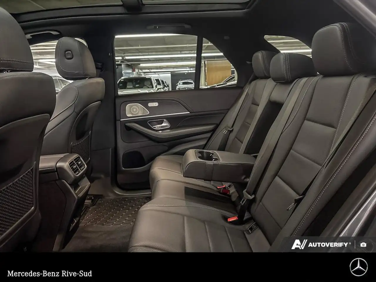 Mercedes-Benz GLE снимка Mercedes-Benz GLE