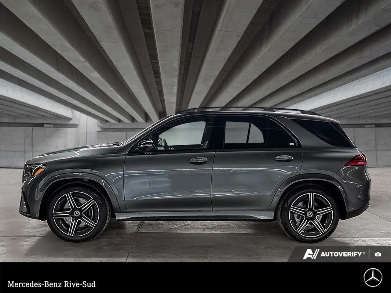 Mercedes-Benz GLE снимка Mercedes-Benz GLE