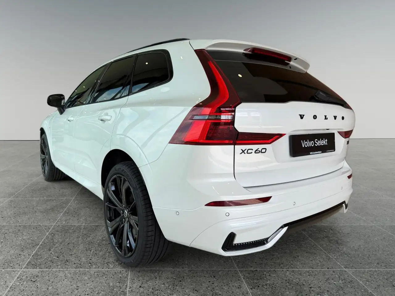 Volvo XC60 2026 — фото 11