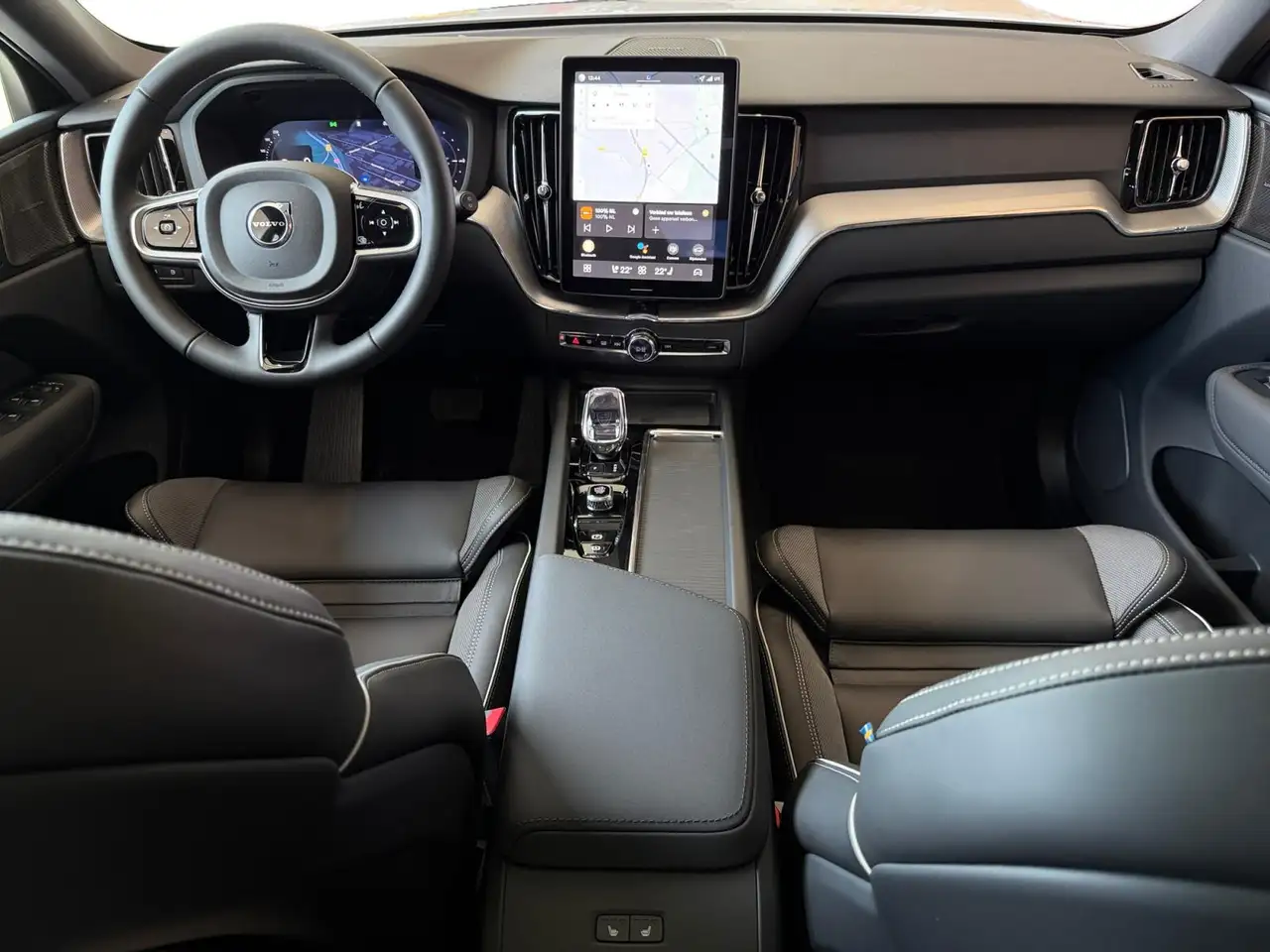 Volvo XC60 2026 — фото 13