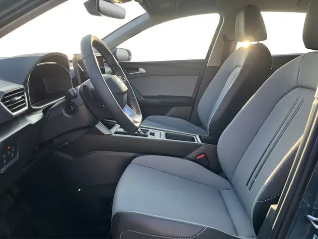 Seat Leon view 11