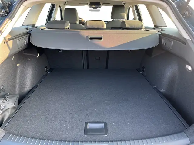 Seat Leon view 9
