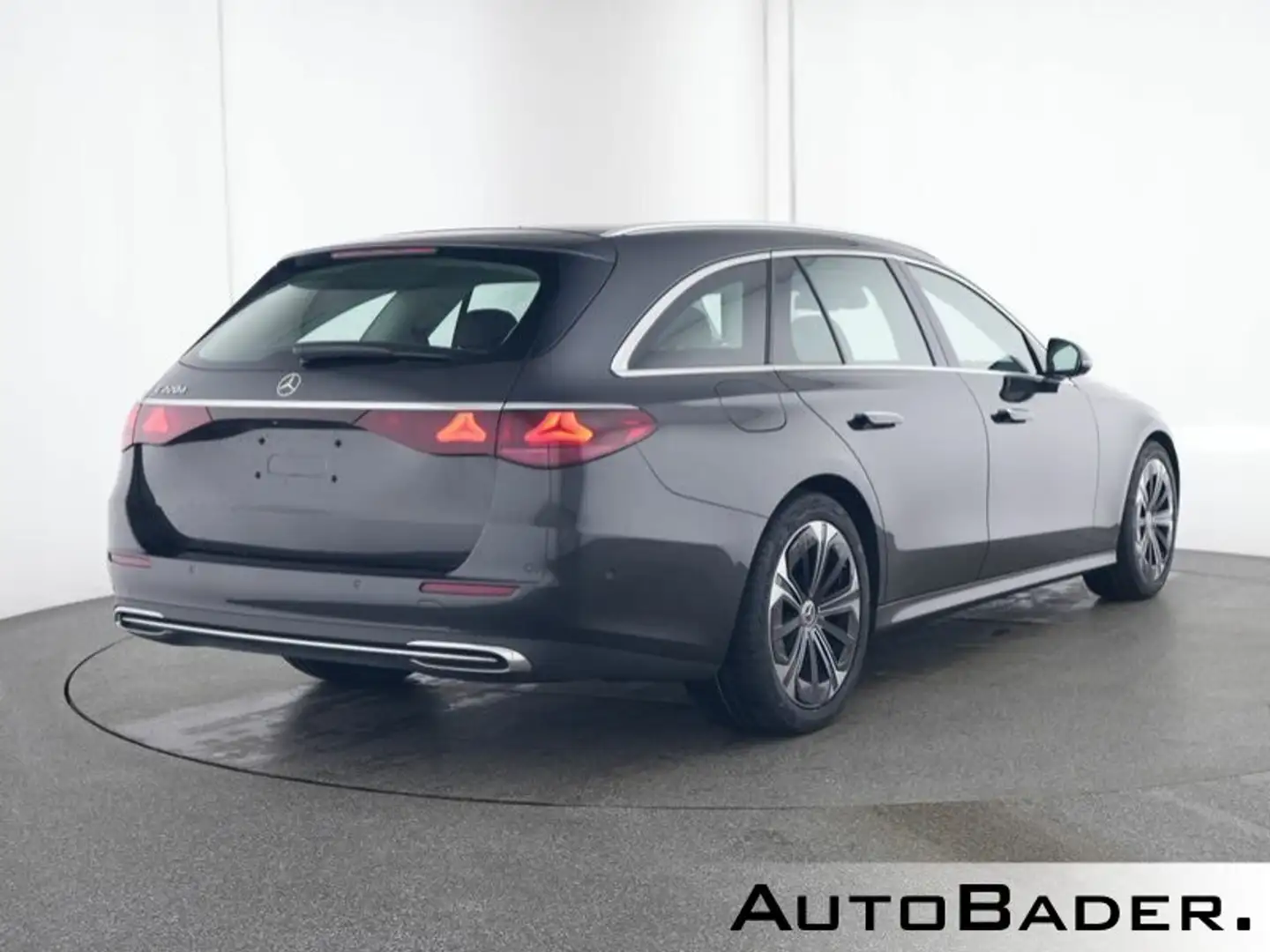 Mercedes-Benz E 220 E 220 d T AVANTGARDE Advanced PSD 19" AHK DISTRO Grau - 2