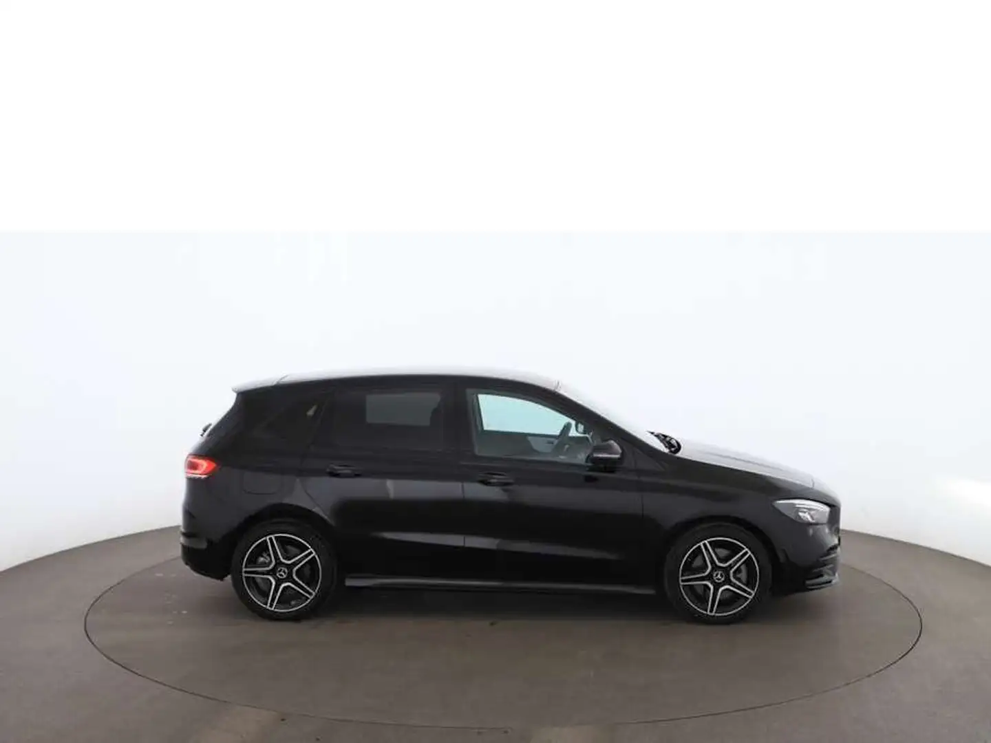 Mercedes-Benz B 250 e AMG-Line Aut LED NAVI LEDER SITZHZG R-CAM crna - 2