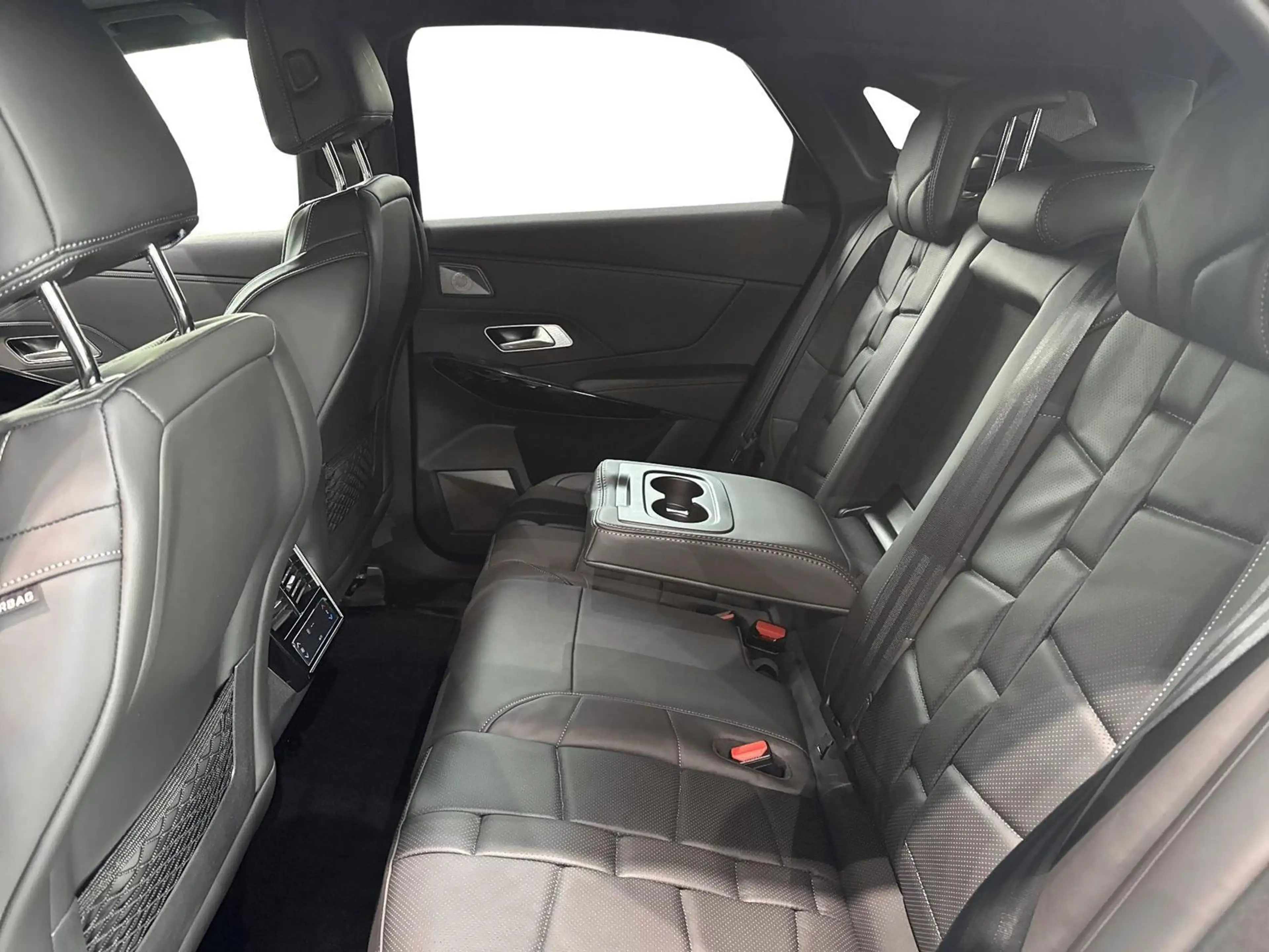 DS Automobiles DS 7 Crossback ÉTOILE Diesel 130PS AHK — photo 8