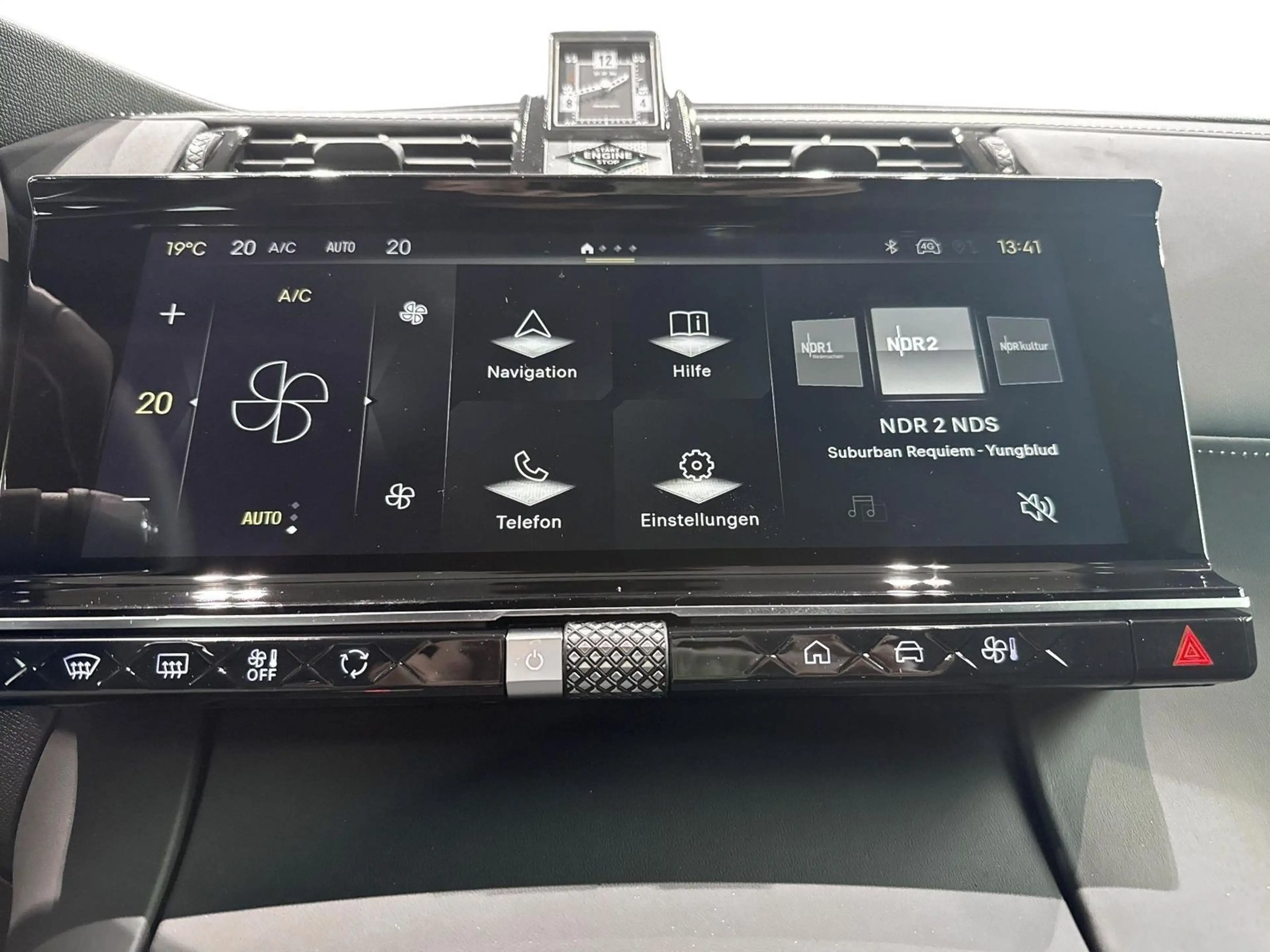 DS Automobiles DS 7 Crossback ÉTOILE Diesel 130PS AHK — photo 12