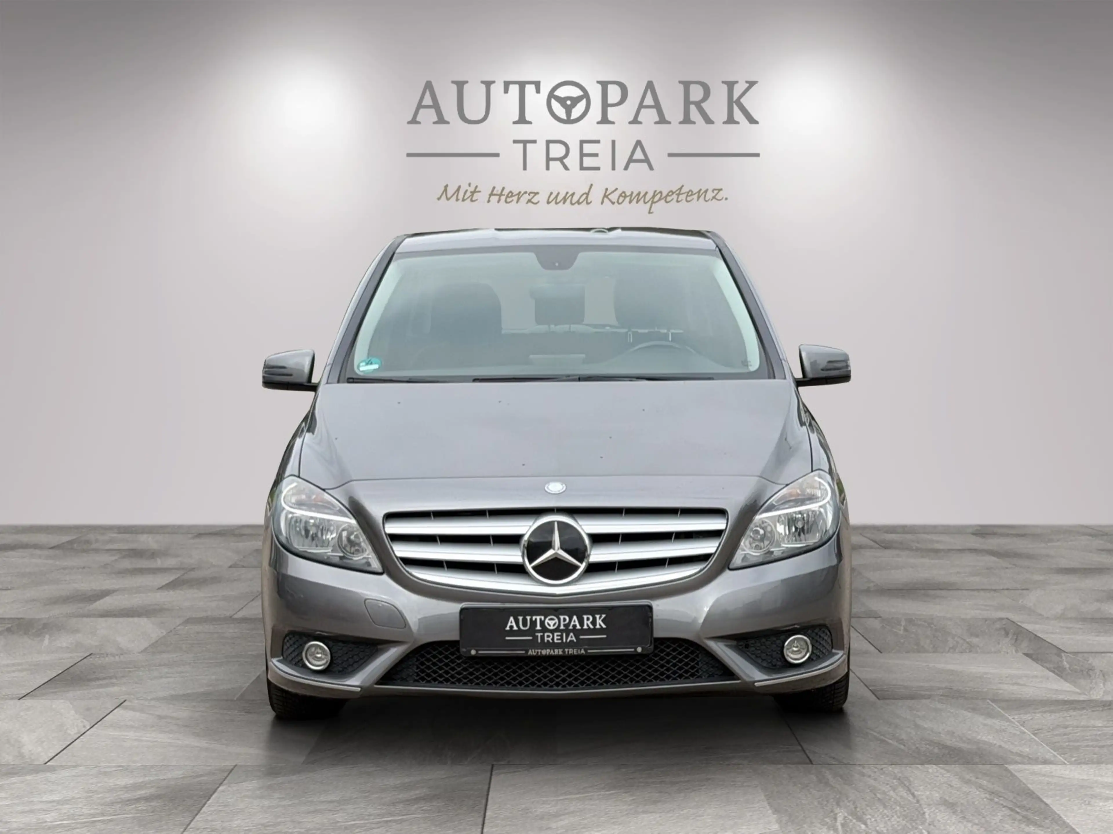 Mercedes-Benz B 180 TÜV NEU|SITZHEIZUNG|ALU|AHK — photo 2