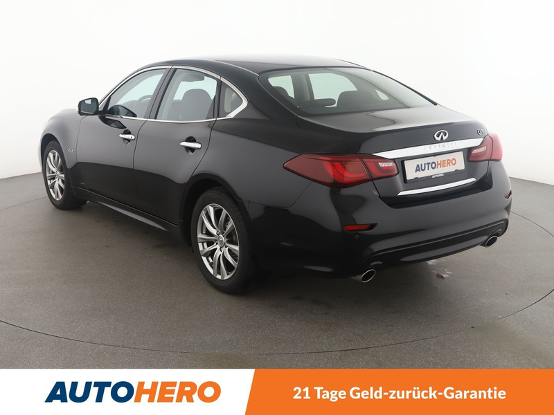 Infiniti Q70 2.2 Diesel Premium Aut.*NAVI*TEMPO*CAM*PDC*SHZ* — photo 4