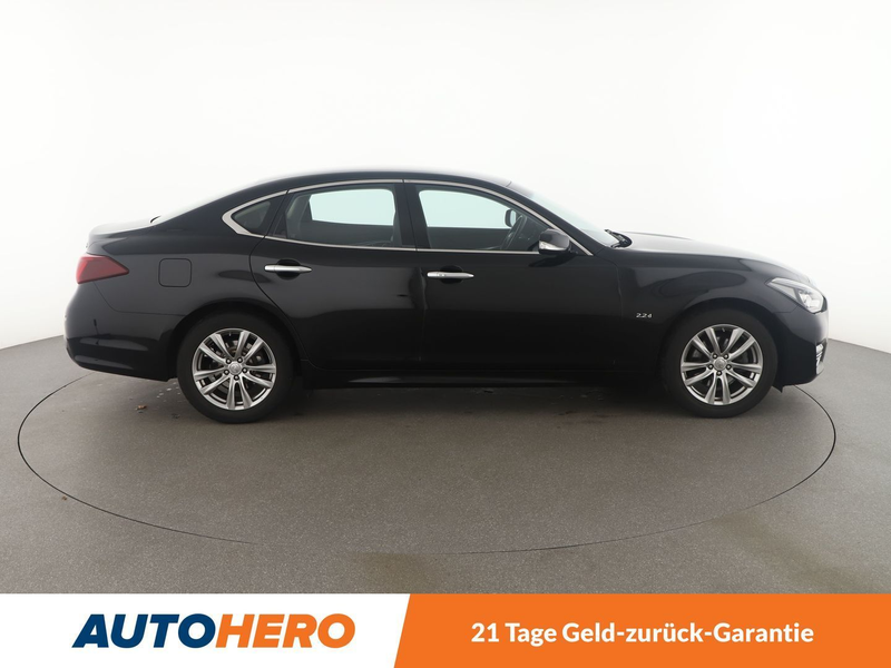 Infiniti Q70 2.2 Diesel Premium Aut.*NAVI*TEMPO*CAM*PDC*SHZ* — photo 7