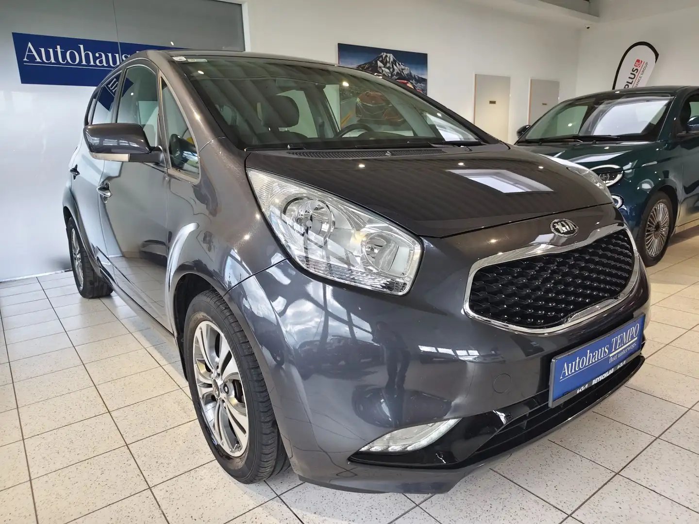 Kia Venga 1,4 MPI ISG Gold Grau - 2