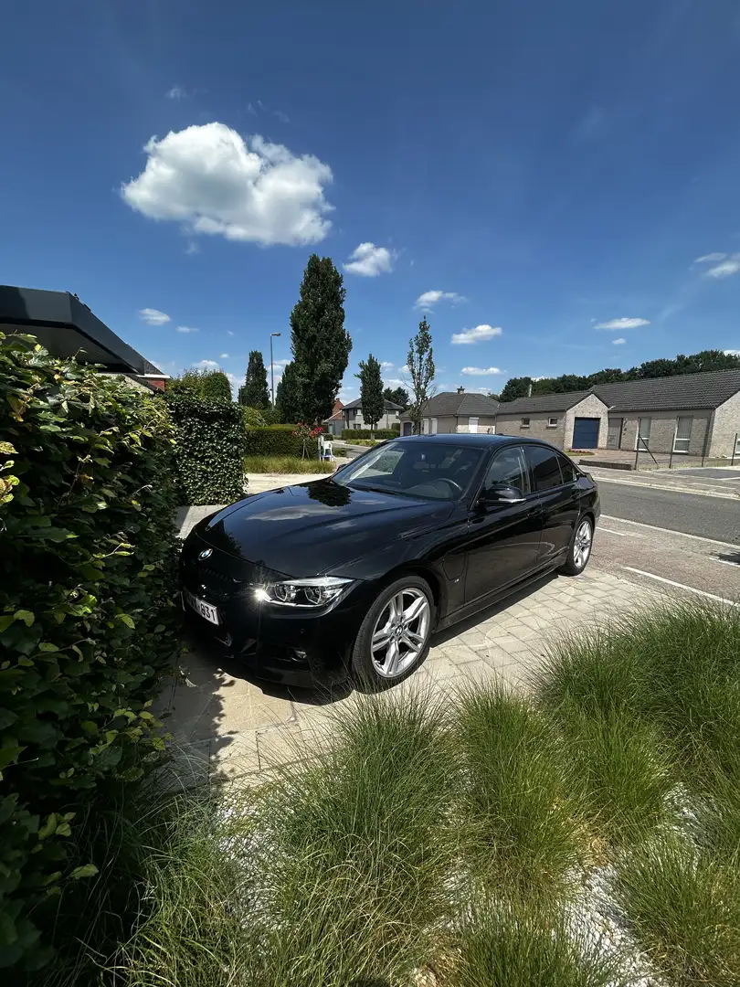 BMW 330 330e iPerformance M Sport - 1