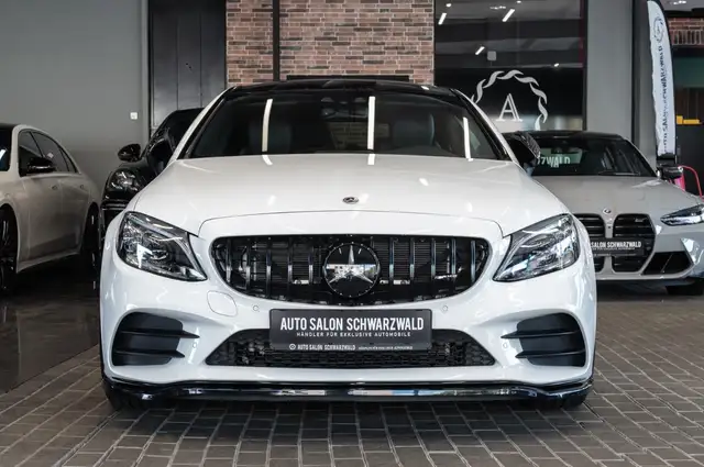 Mercedes-Benz C-Class view 5