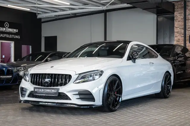 Mercedes-Benz C-Class view 2