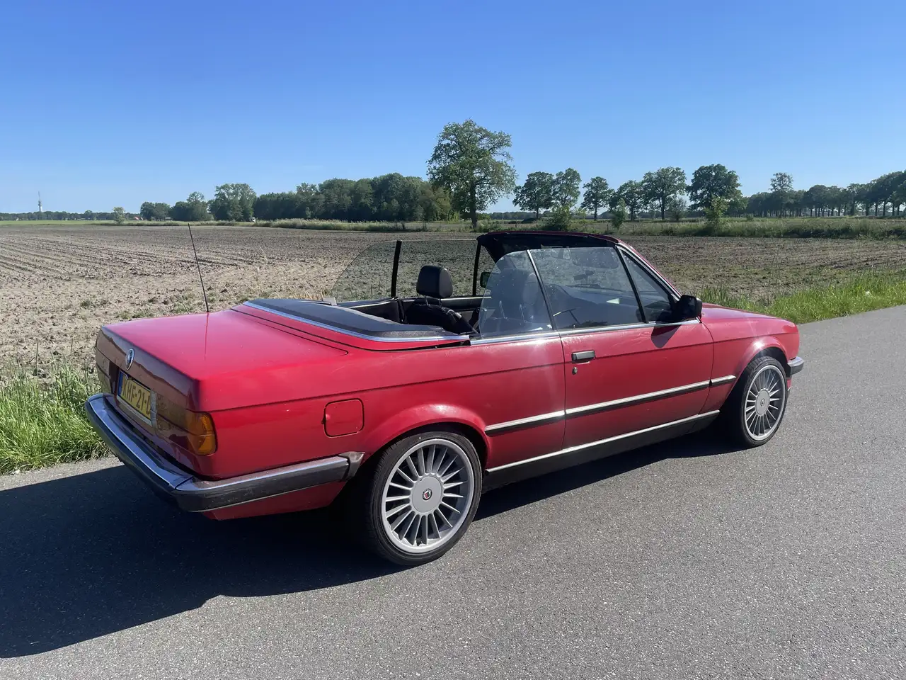 BMW 325i, foto 6