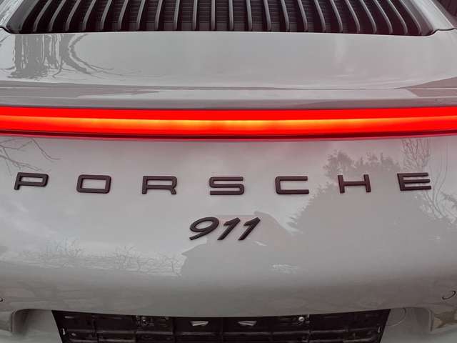 Imagine Porsche 991 .2 Targa 4 GTS 911 PCCB Kreide LED Spur NoOPF