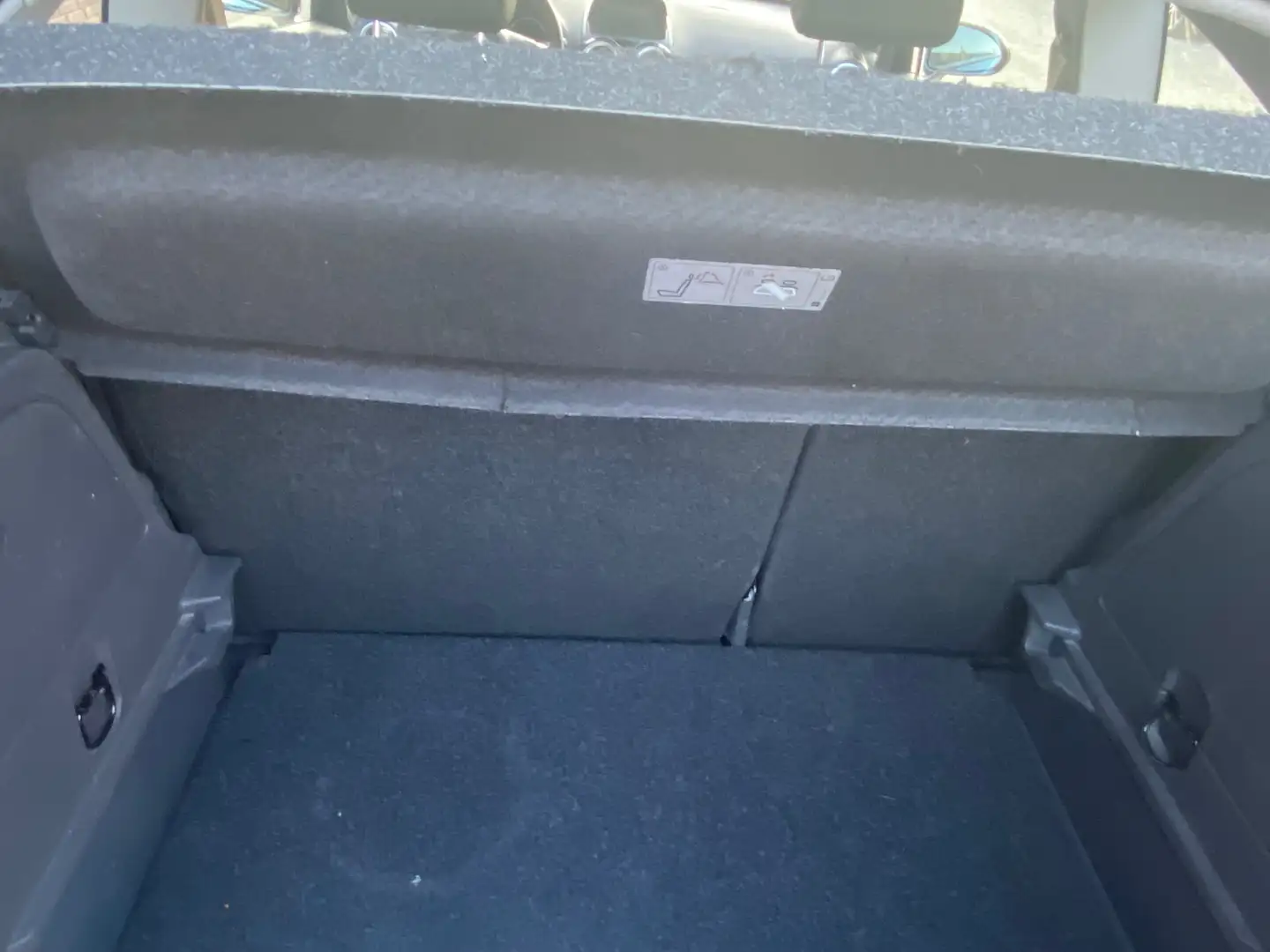 Opel Corsa Corsa 1.4-16V Cosmo Zwart - 2
