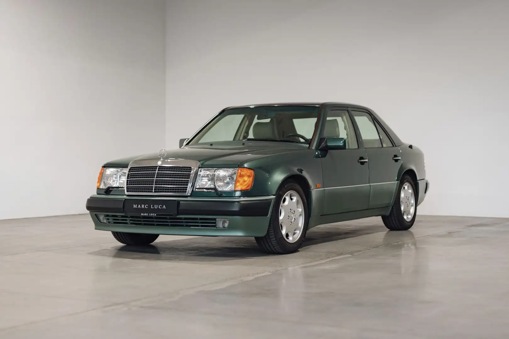 Mercedes-Benz E 500 500 E Malachitgrün Leder Beige Verde - 2