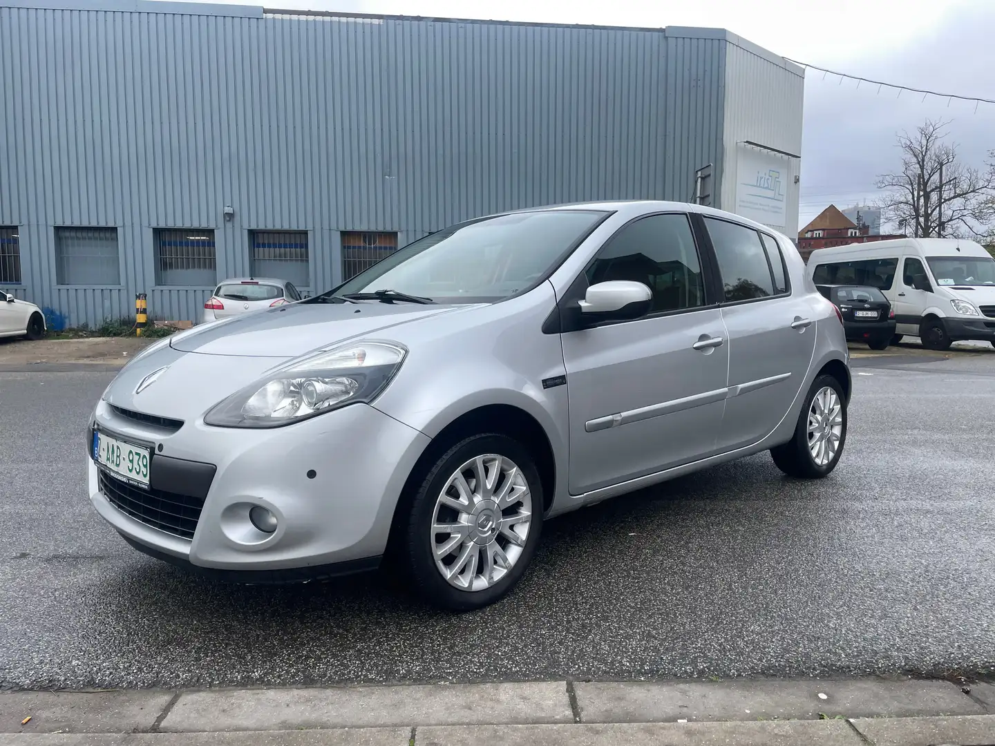 Renault Clio Clio 1.2i TomTom Edition Argent - 1