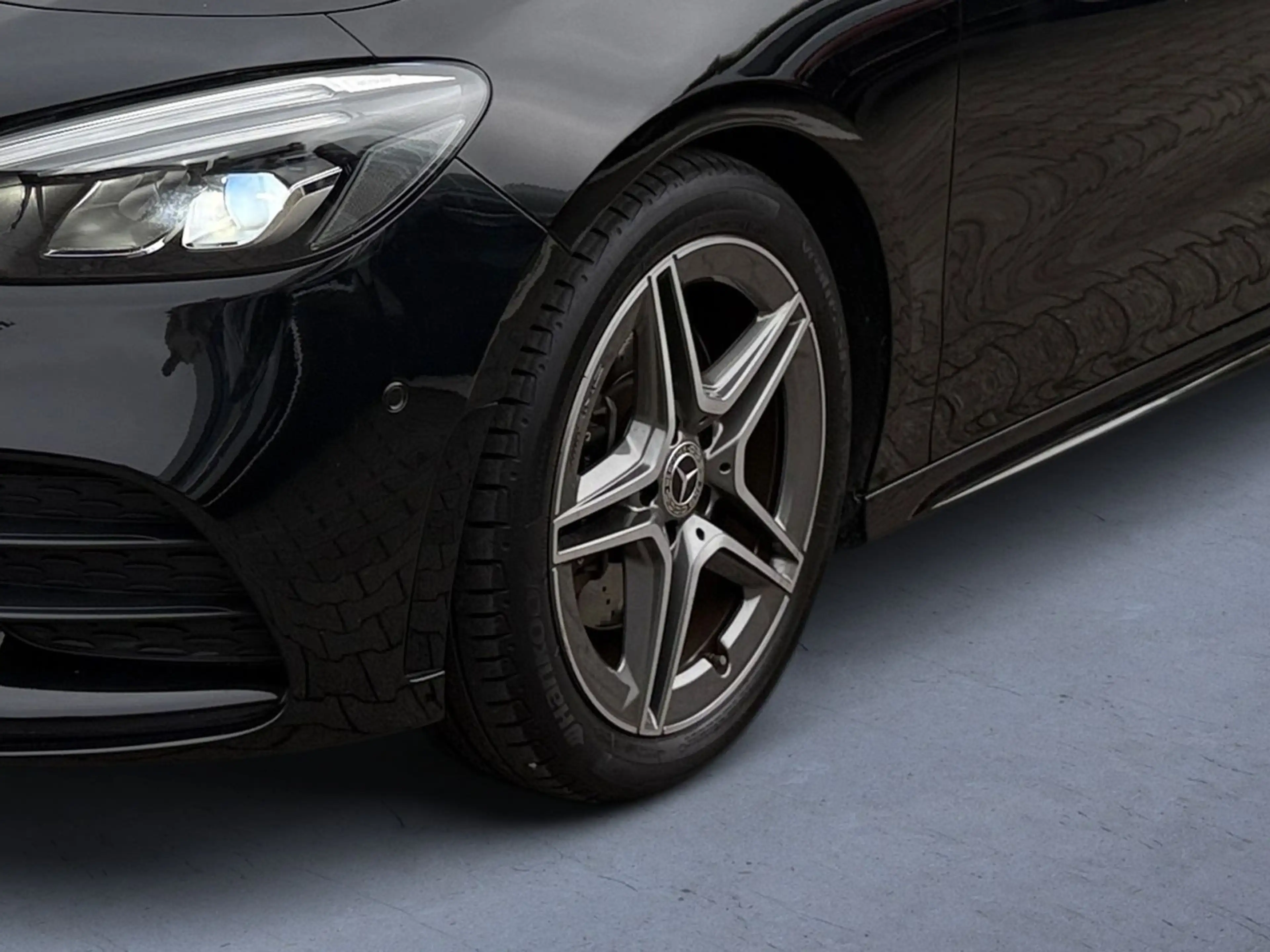 Mercedes-Benz B 220 AUTOMATIK *AMG-LINE*BURMESTER* MEMORY* — photo 6