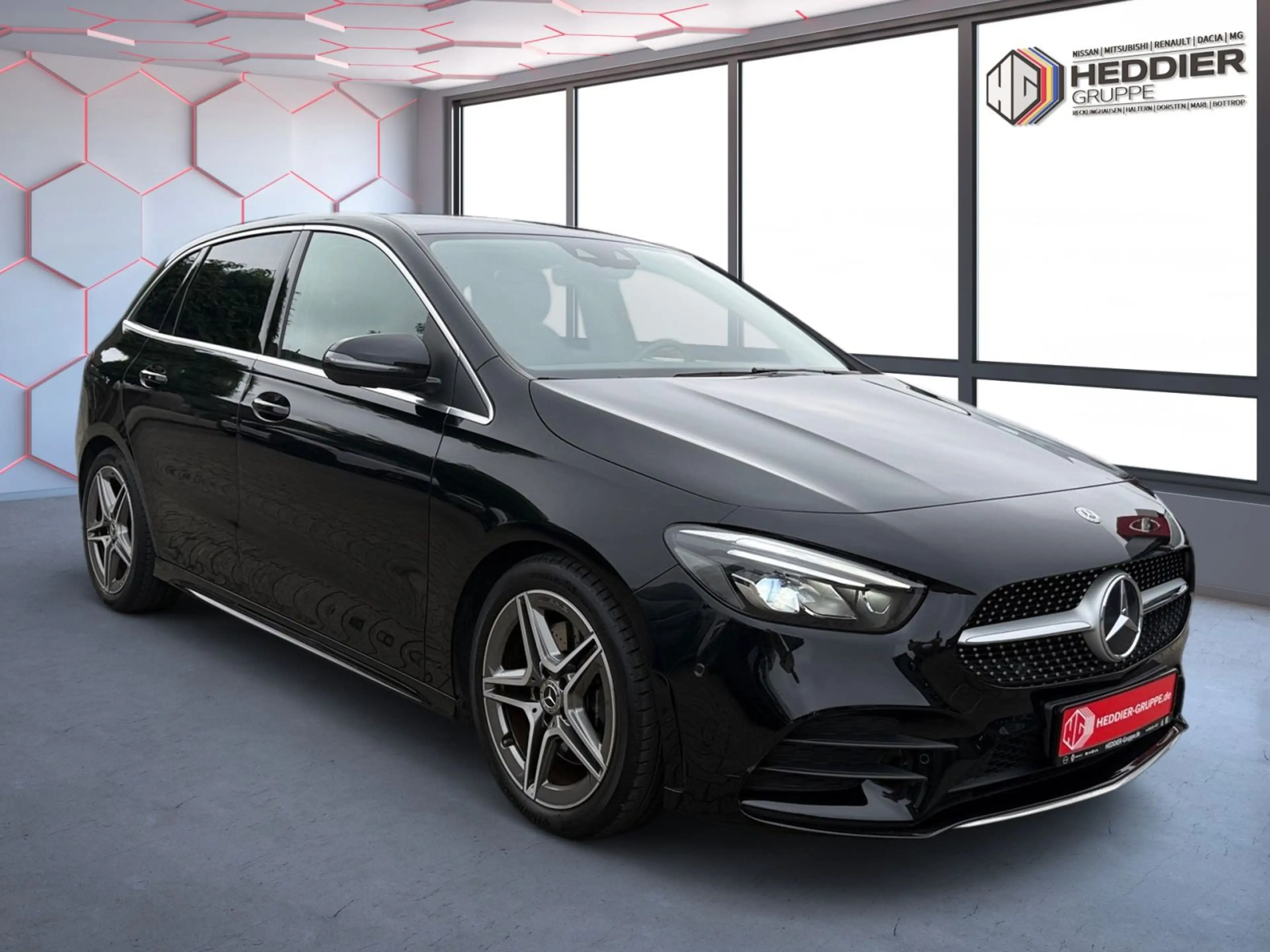 Mercedes-Benz B 220 AUTOMATIK *AMG-LINE*BURMESTER* MEMORY* — photo 2