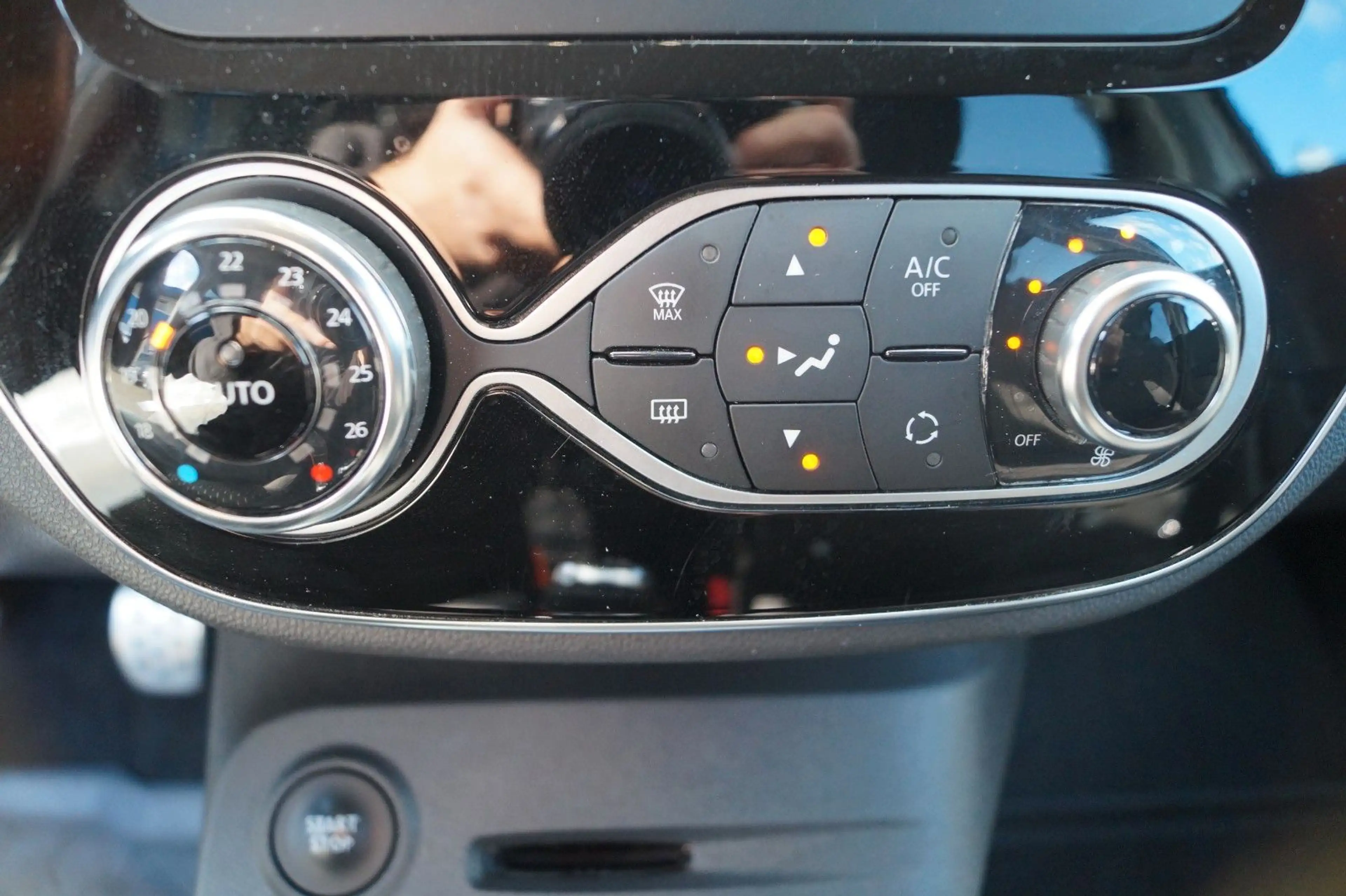 Renault Captur *Navi*DAB*Kamera*SHZ*LED*Tempomat*PDC* — photo 11