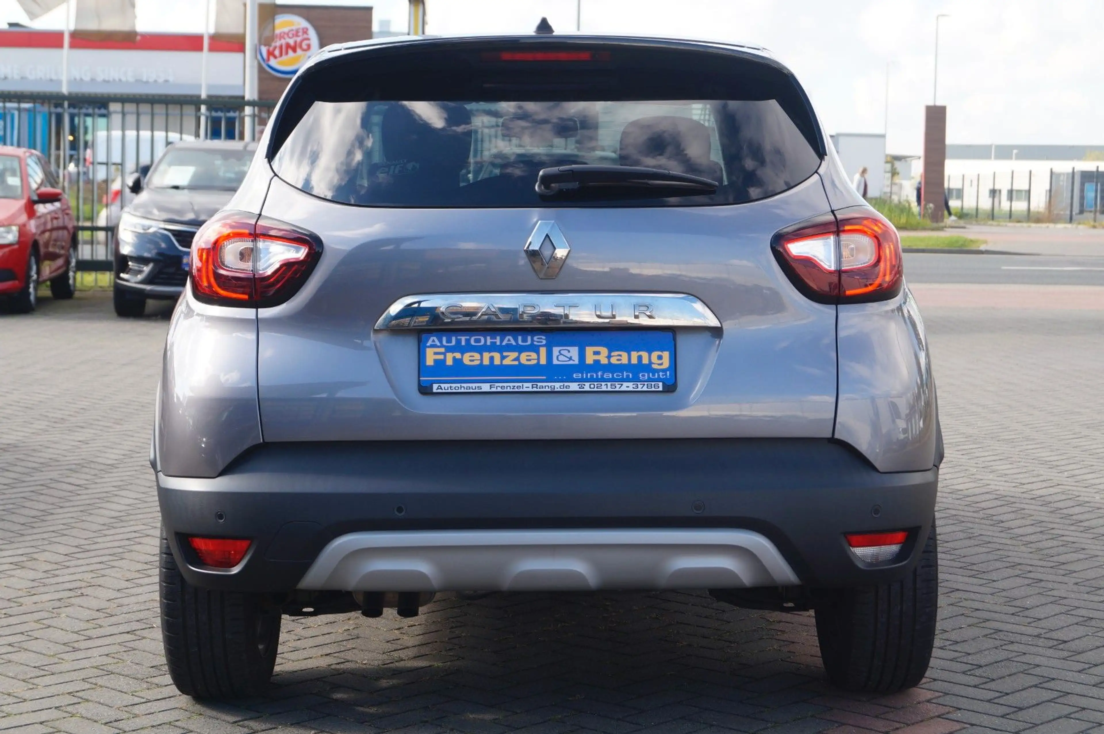 Renault Captur *Navi*DAB*Kamera*SHZ*LED*Tempomat*PDC* — photo 4