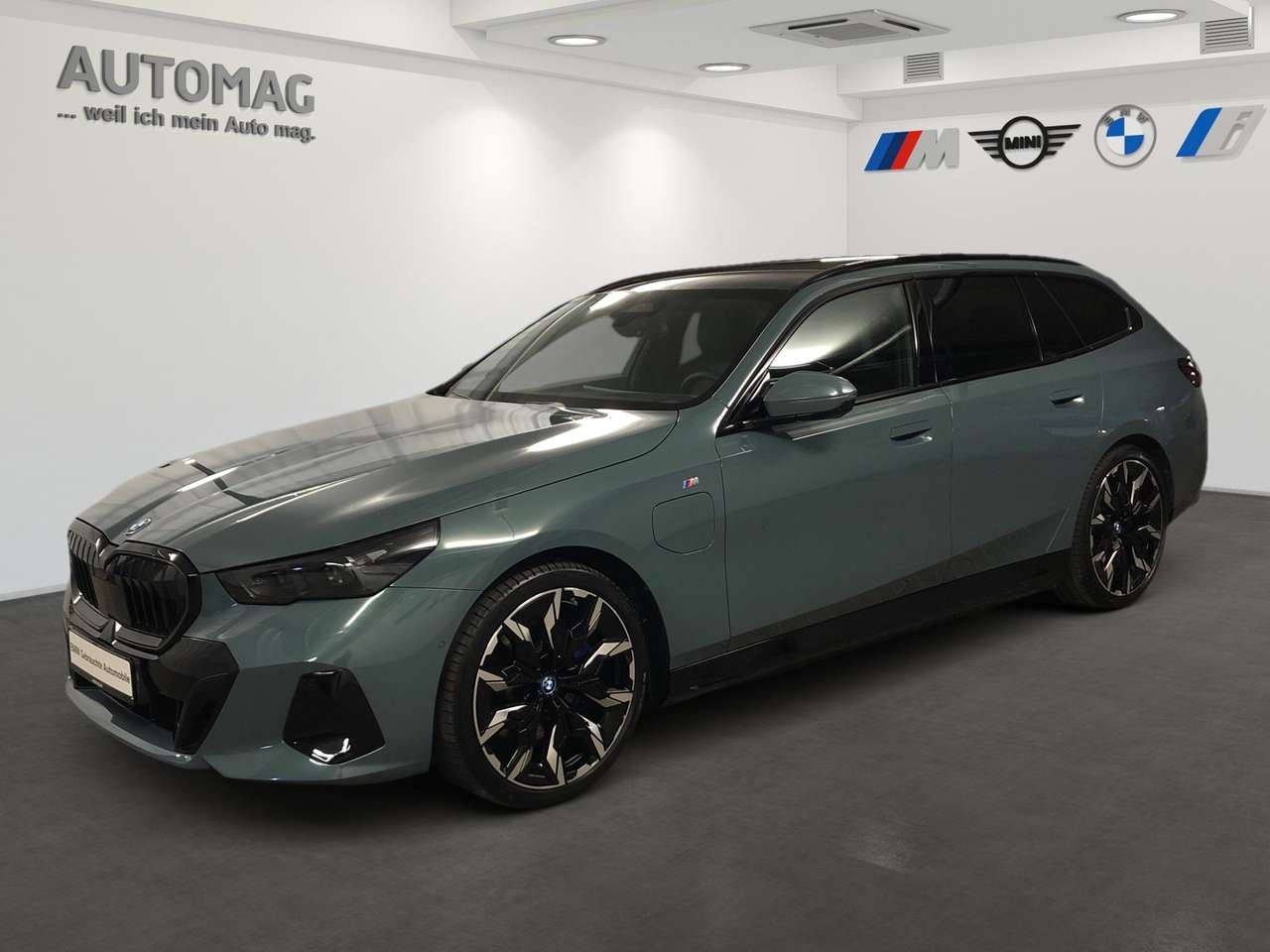 BMW 550 2025