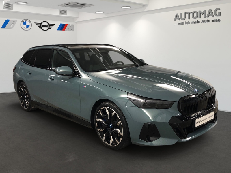 BMW 550 e xDrive M-Sport-Pro*IconicGlow*HeadUp*ParkAssistP — photo 2