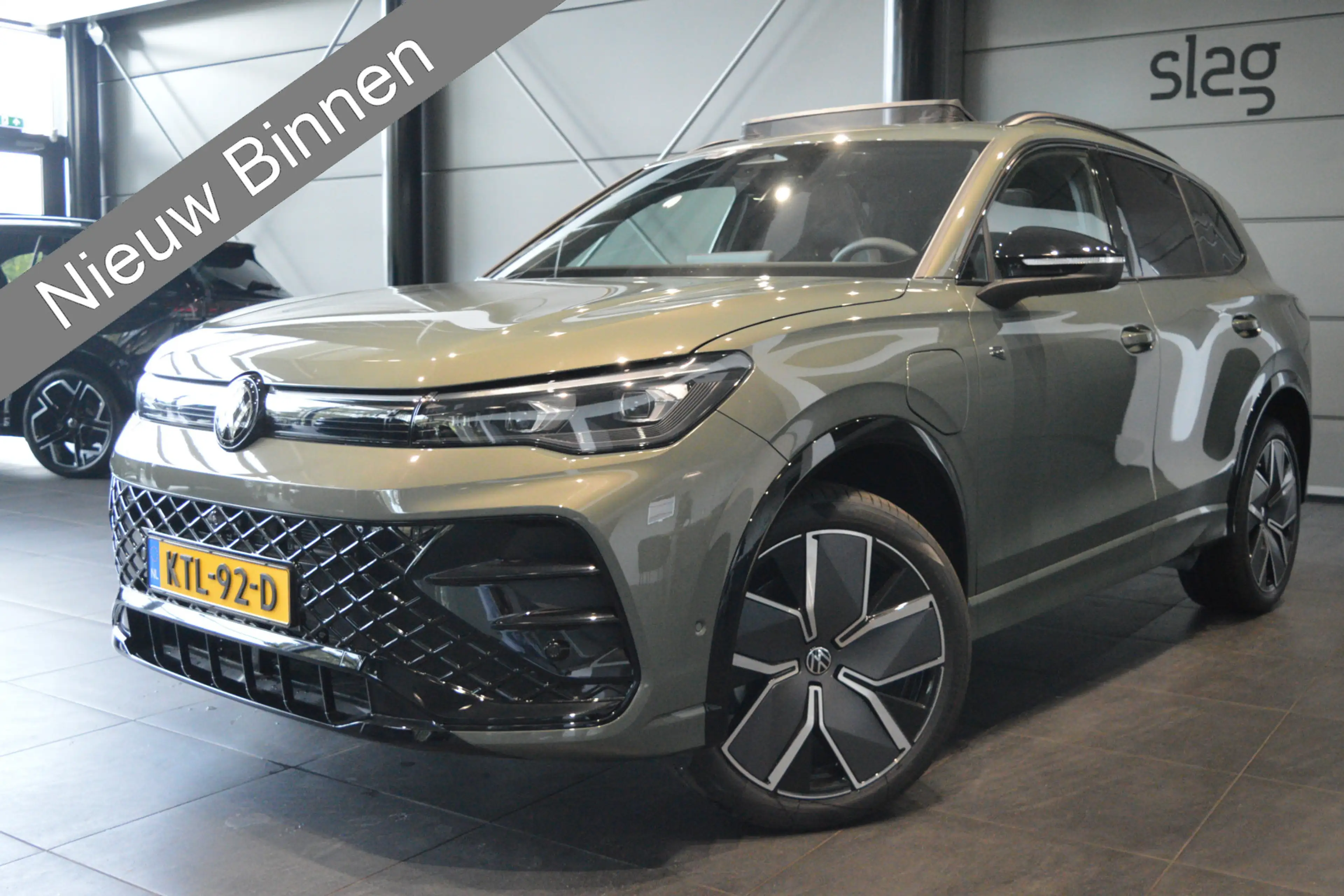 Volkswagen Tiguan 1.5 eHybrid 3X R-LINE Black Style head up pano 20