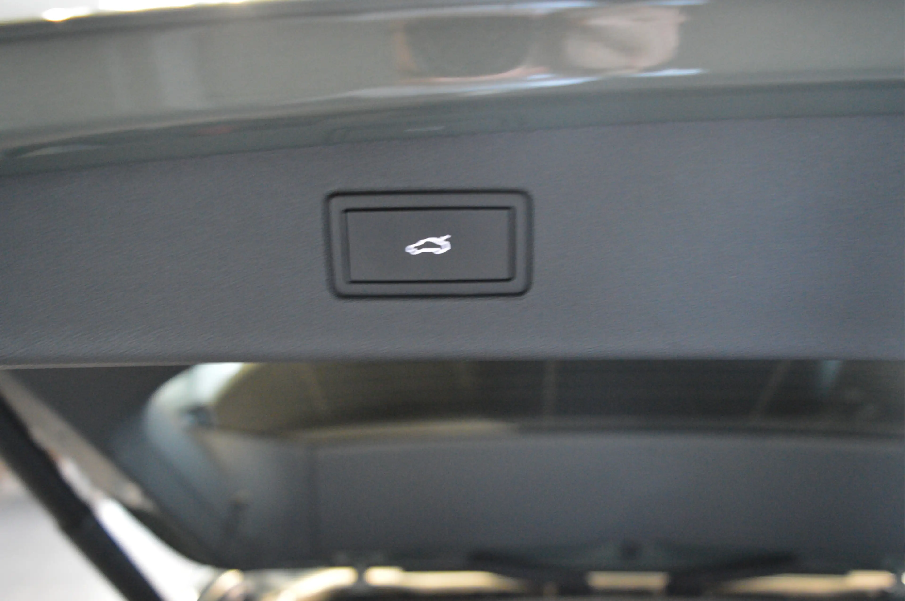 Volkswagen Tiguan 1.5 eHybrid 3X R-LINE Black Style head up pano 20 — photo 8